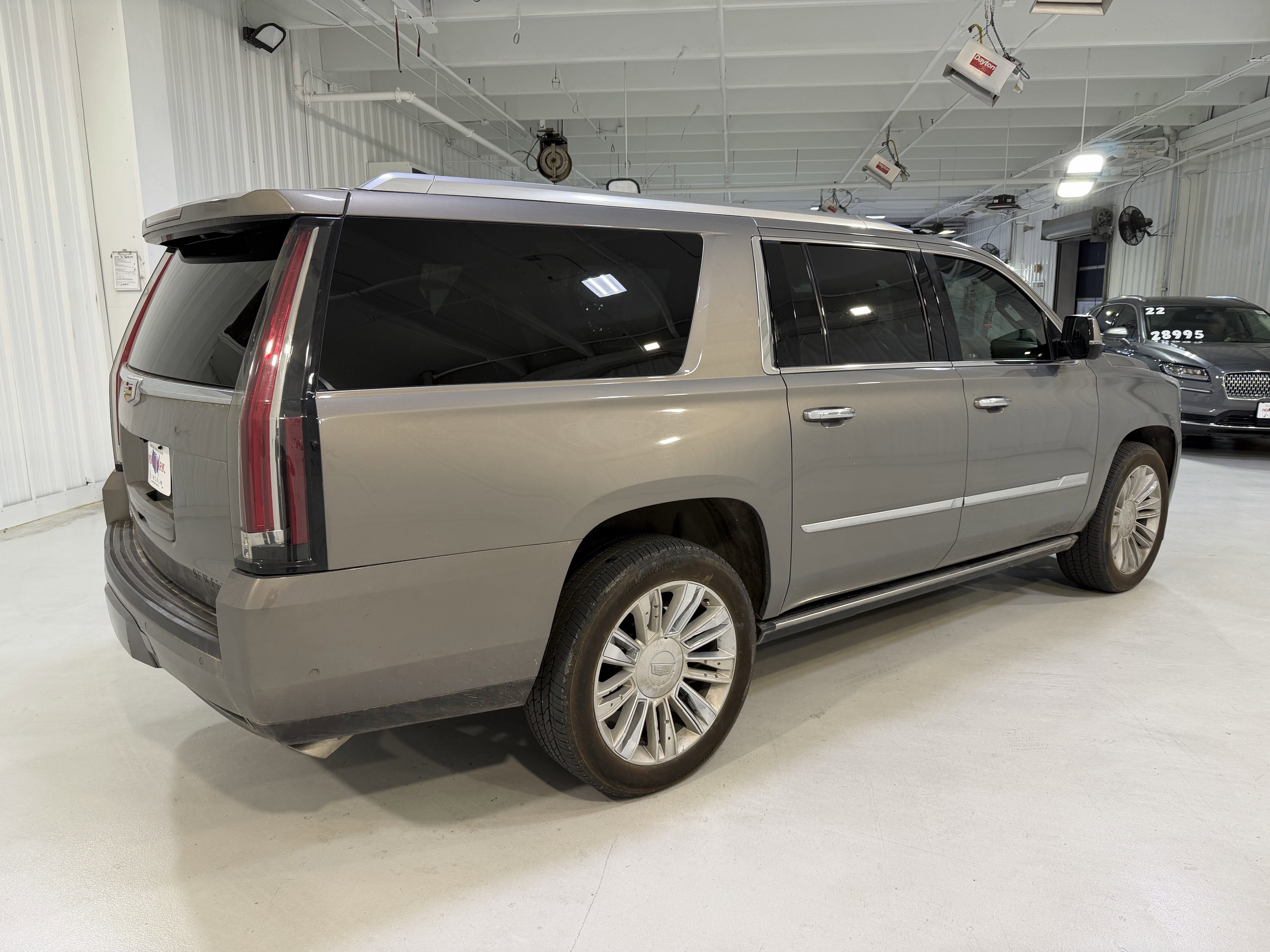 2018 Cadillac Escalade ESV Platinum