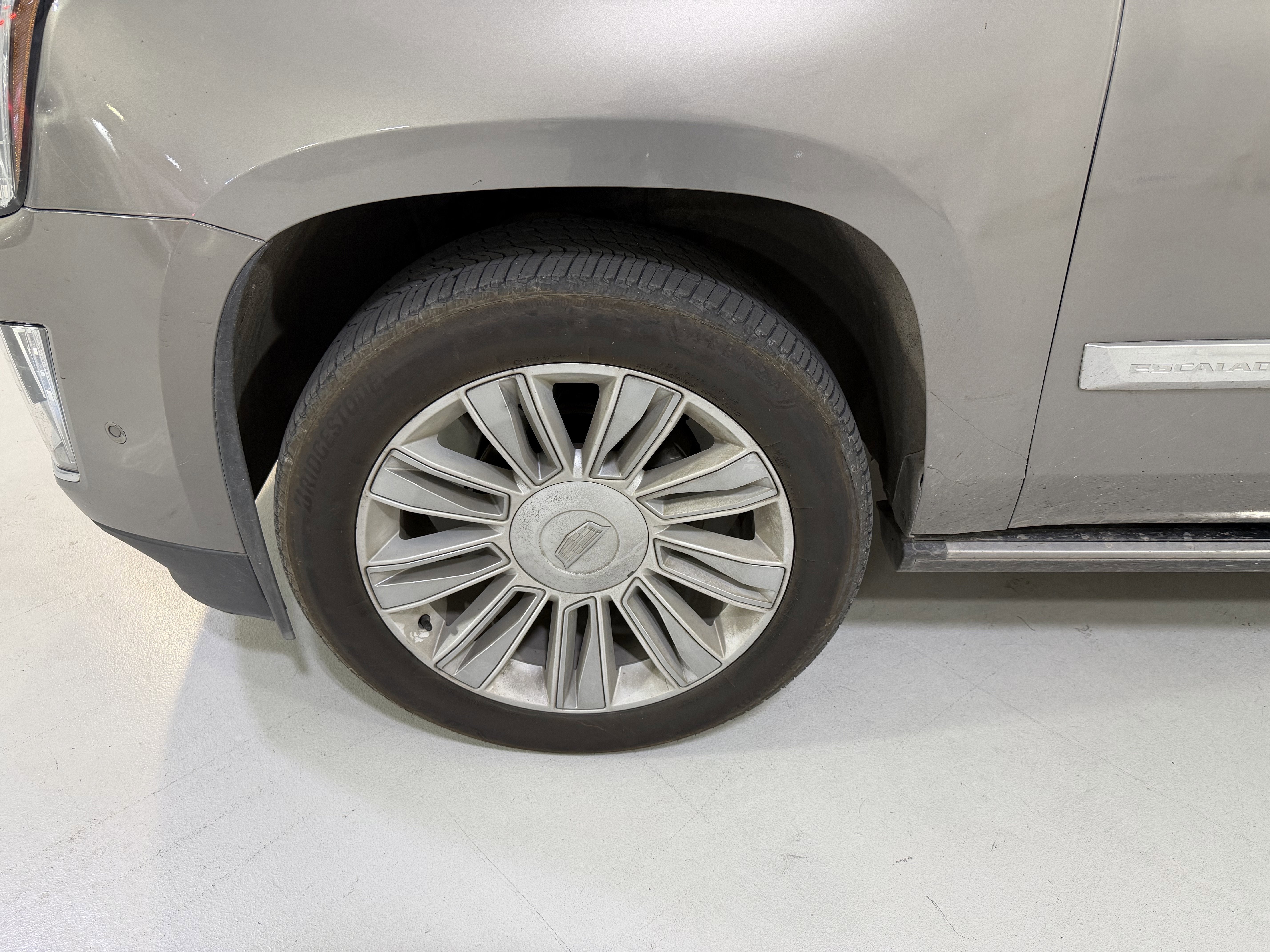 2018 Cadillac Escalade ESV Platinum