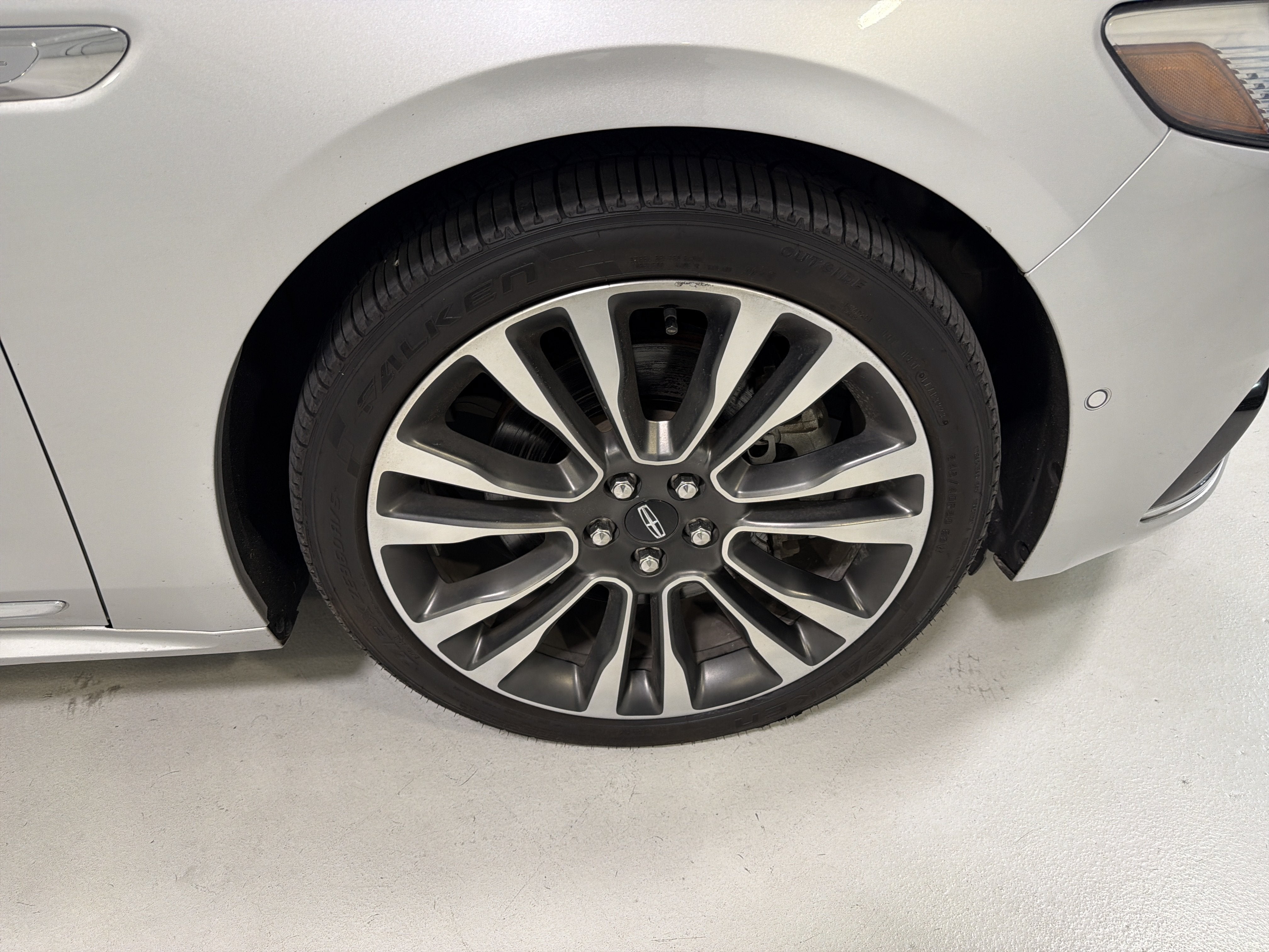 2017 Lincoln Continental Reserve