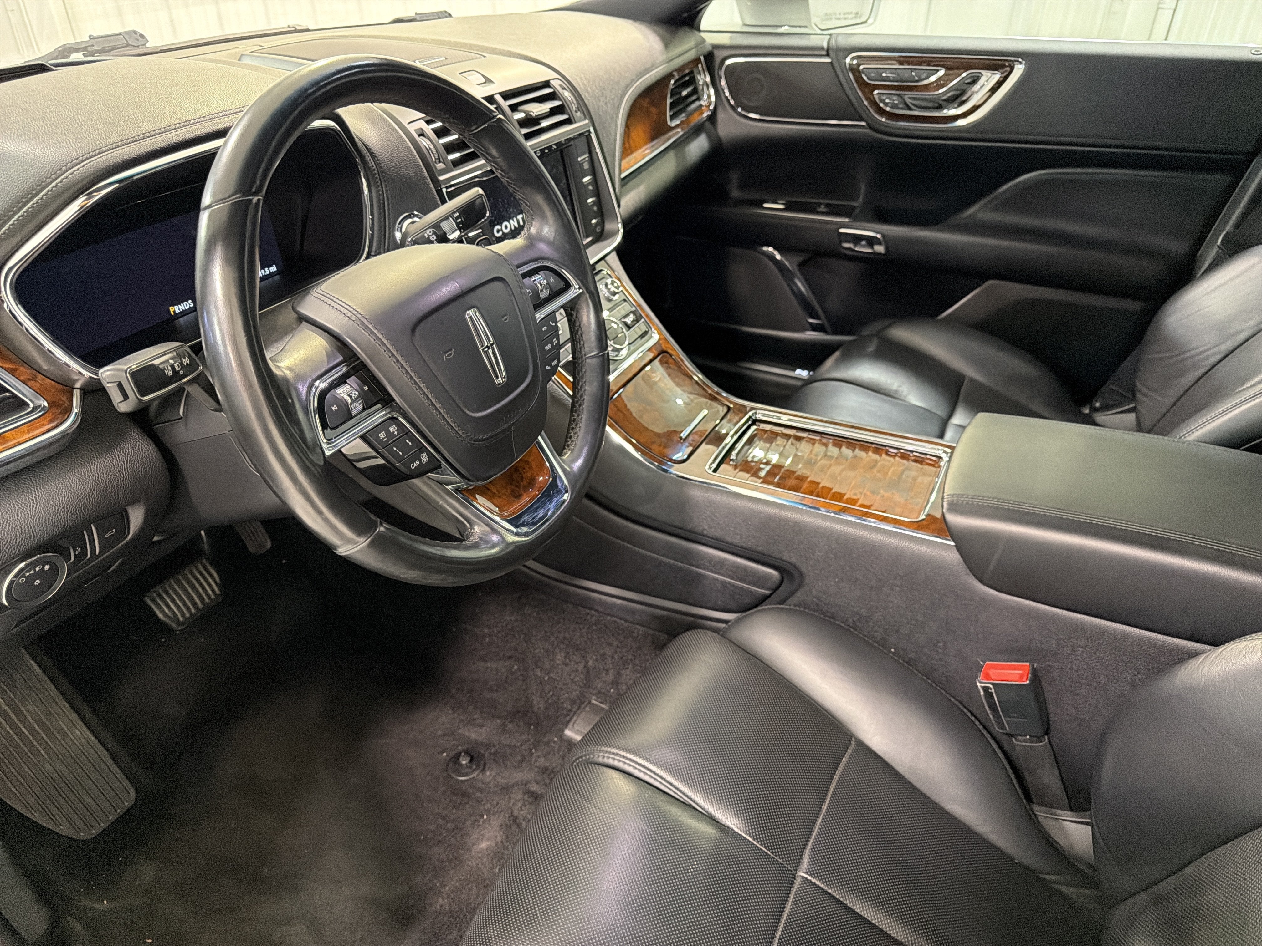 2017 Lincoln Continental Reserve
