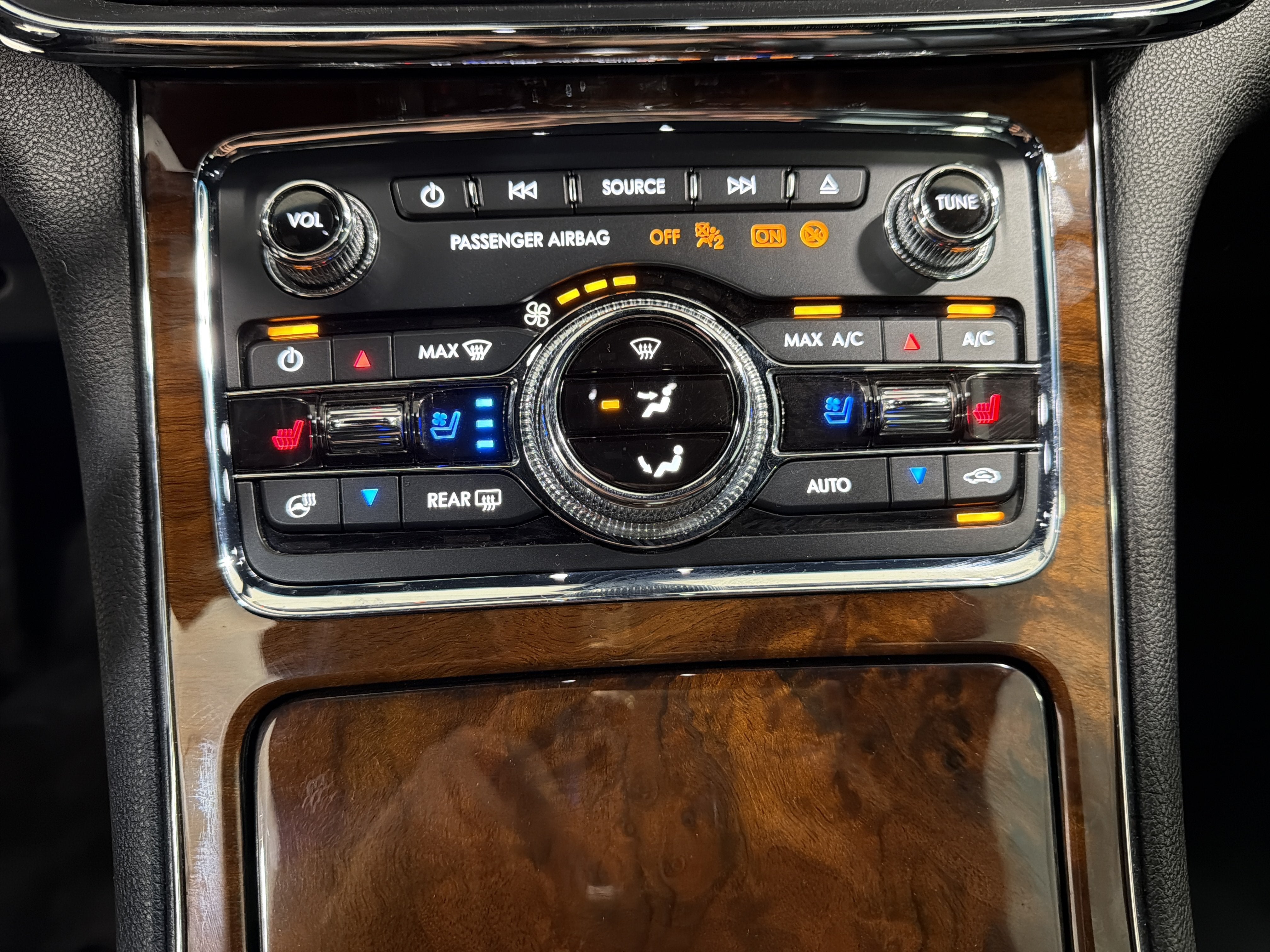 2017 Lincoln Continental Reserve