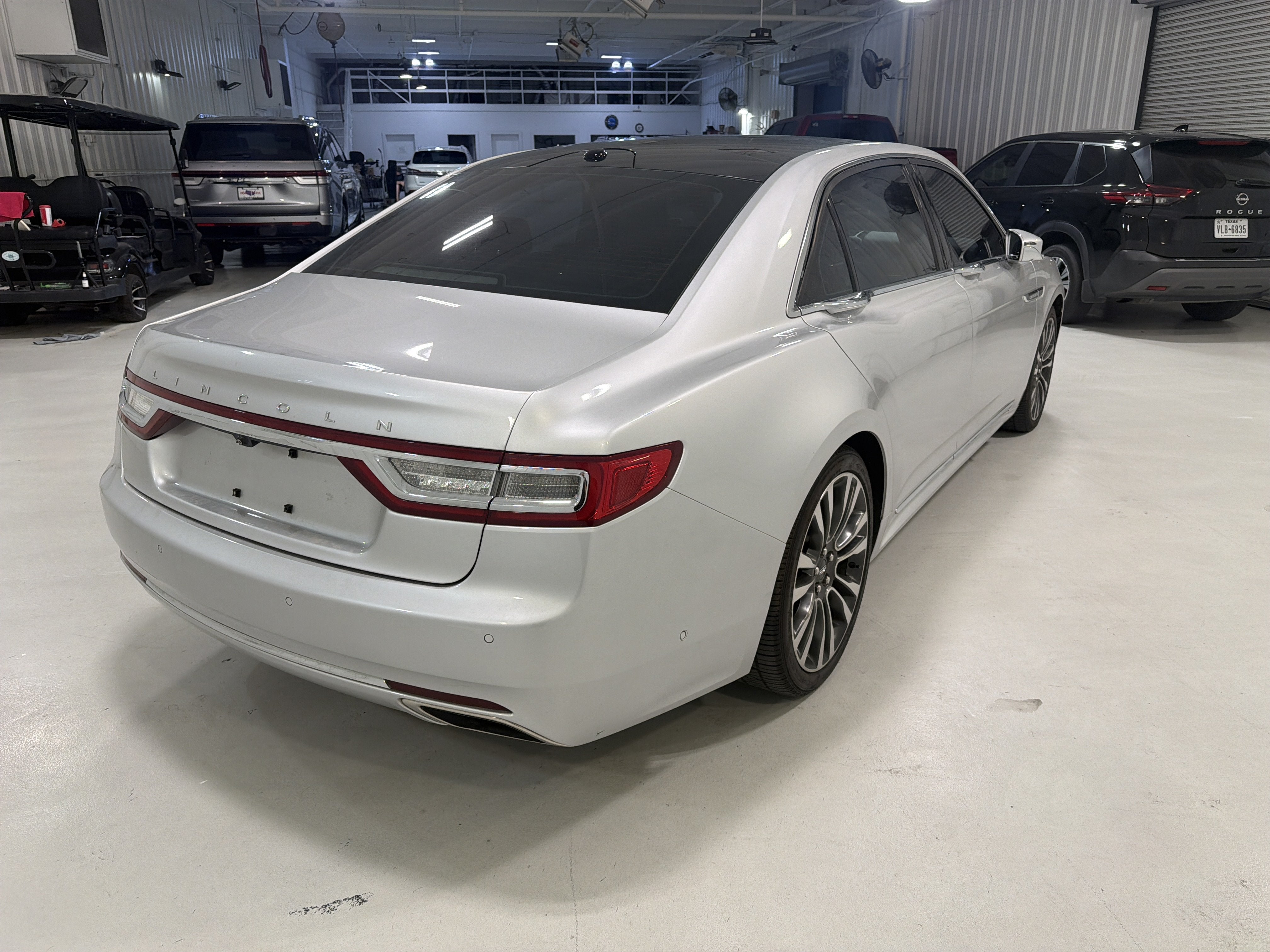 2017 Lincoln Continental Reserve