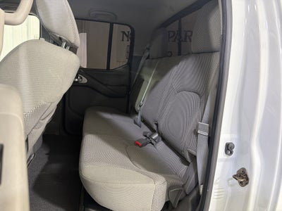 2015 Nissan Frontier SV