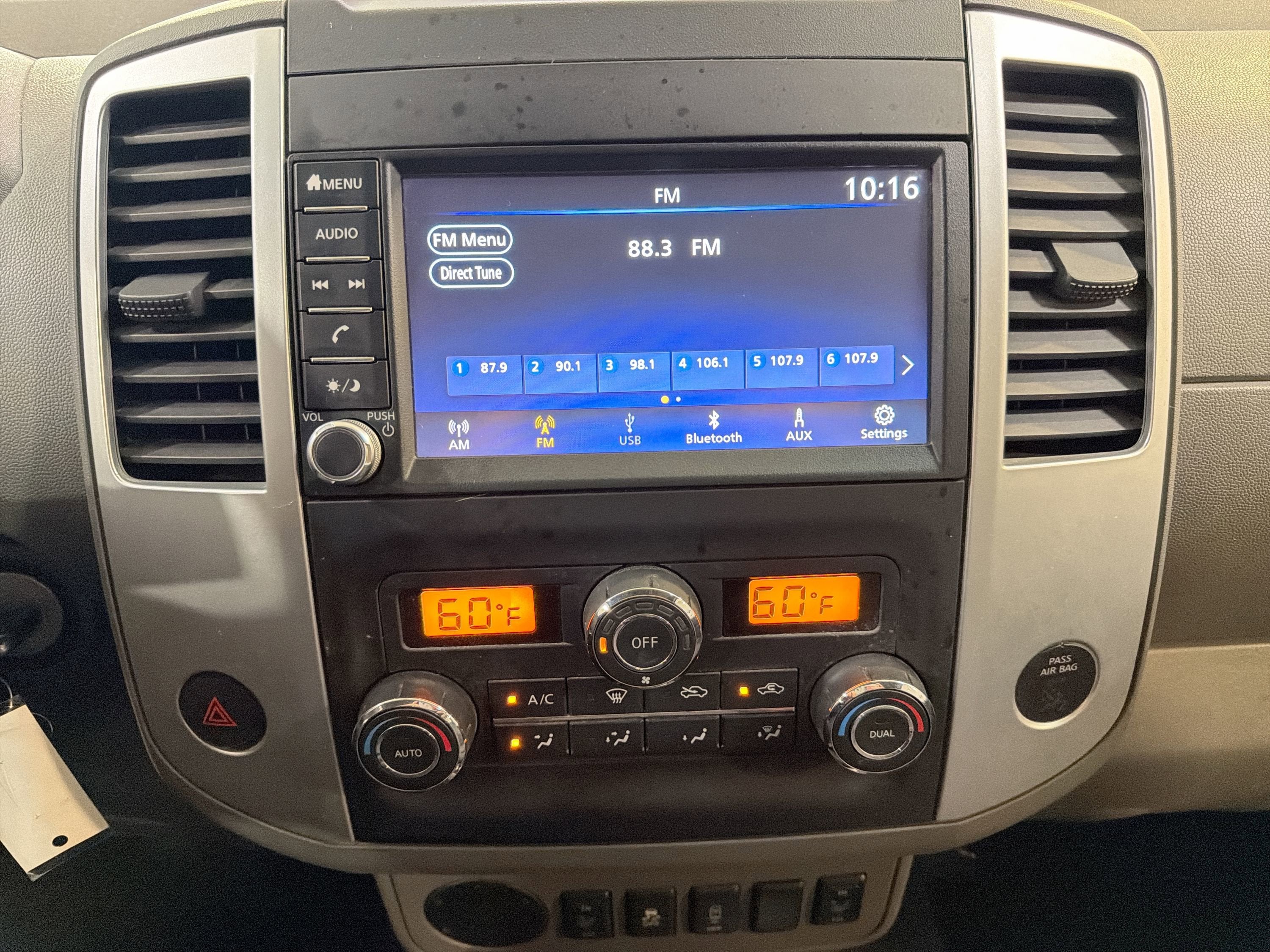 2019 Nissan Frontier SV