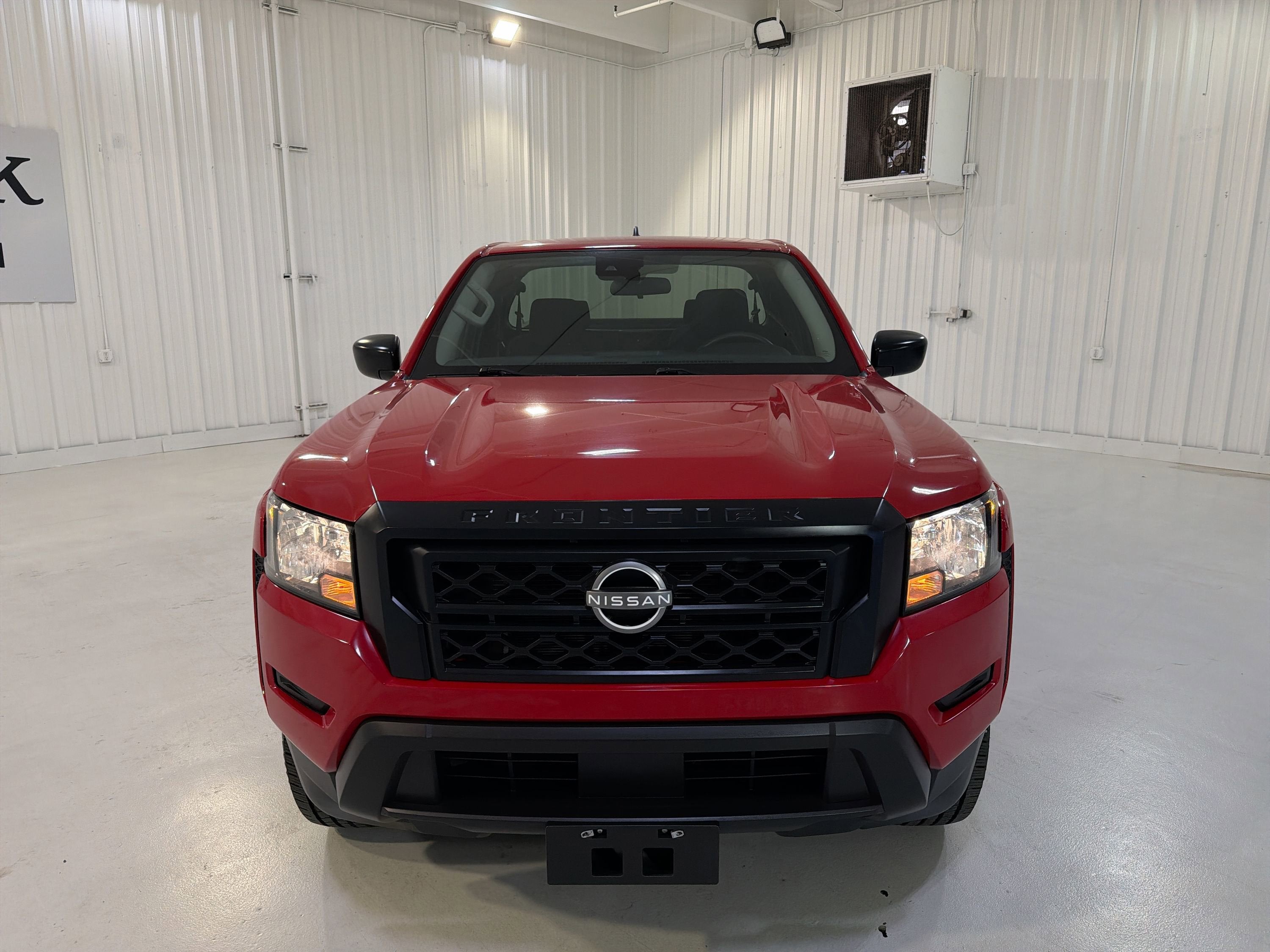 2022 Nissan Frontier S