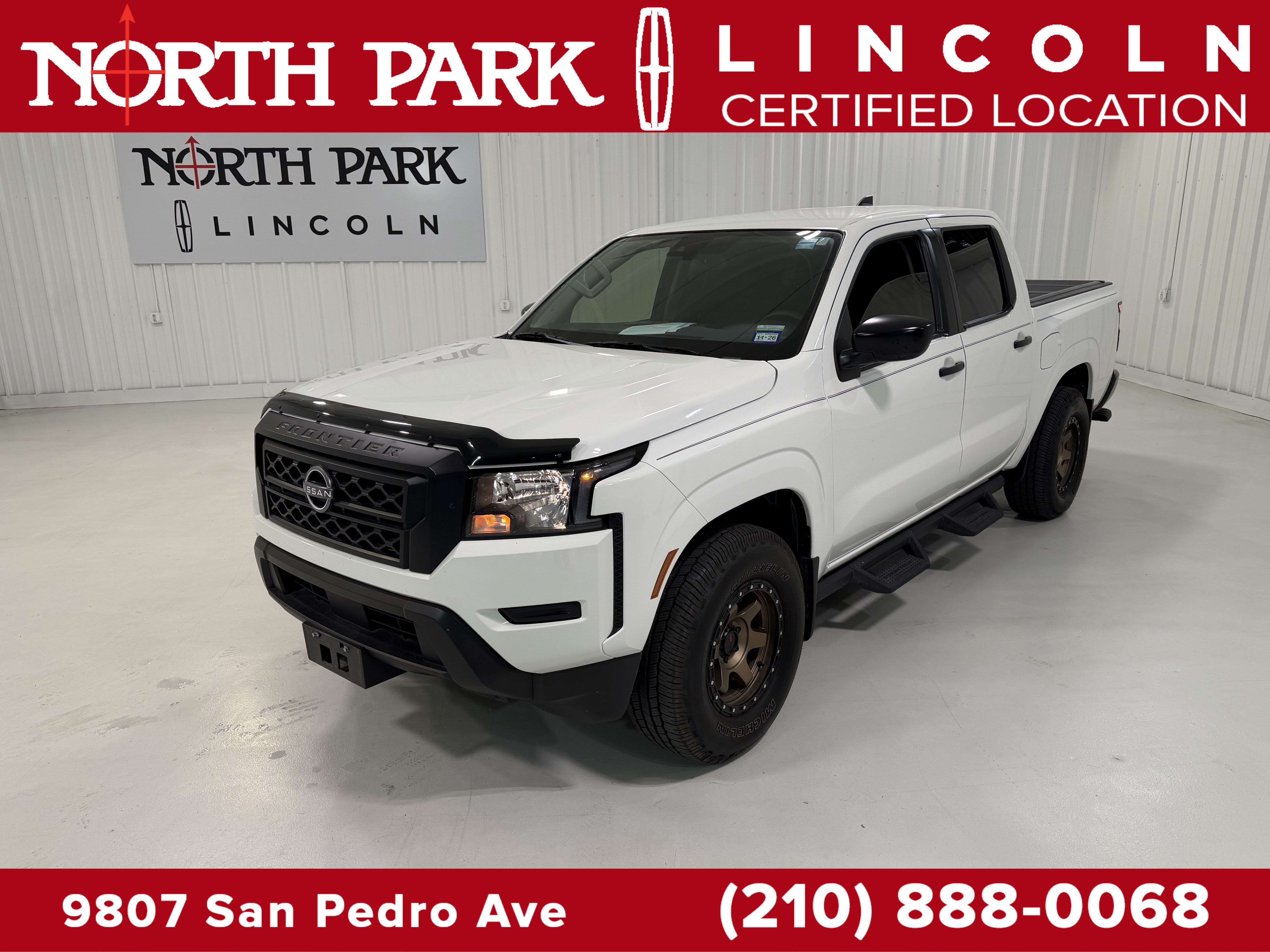 2022 Nissan Frontier S RWD photo