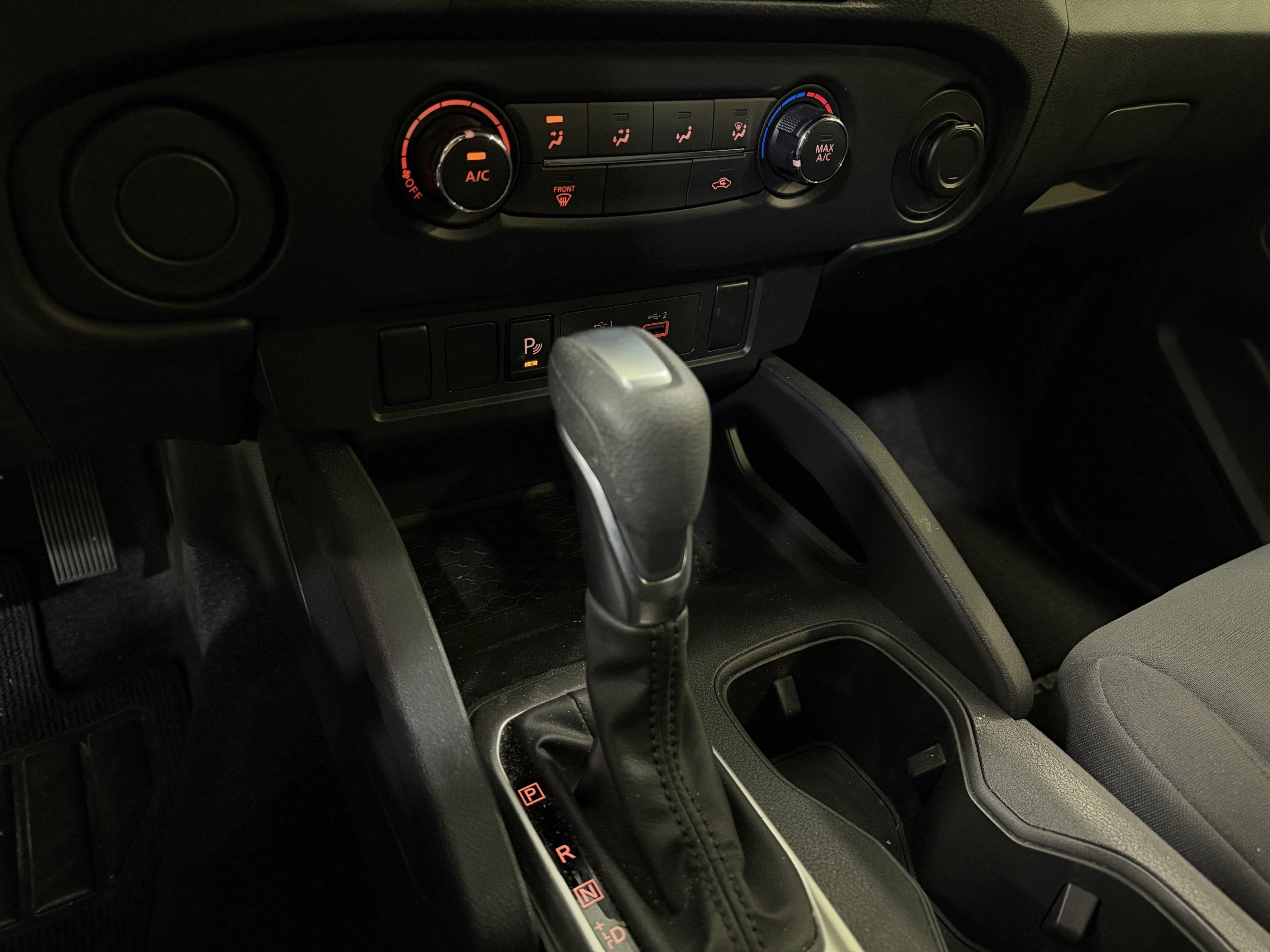 2022 Nissan Frontier S