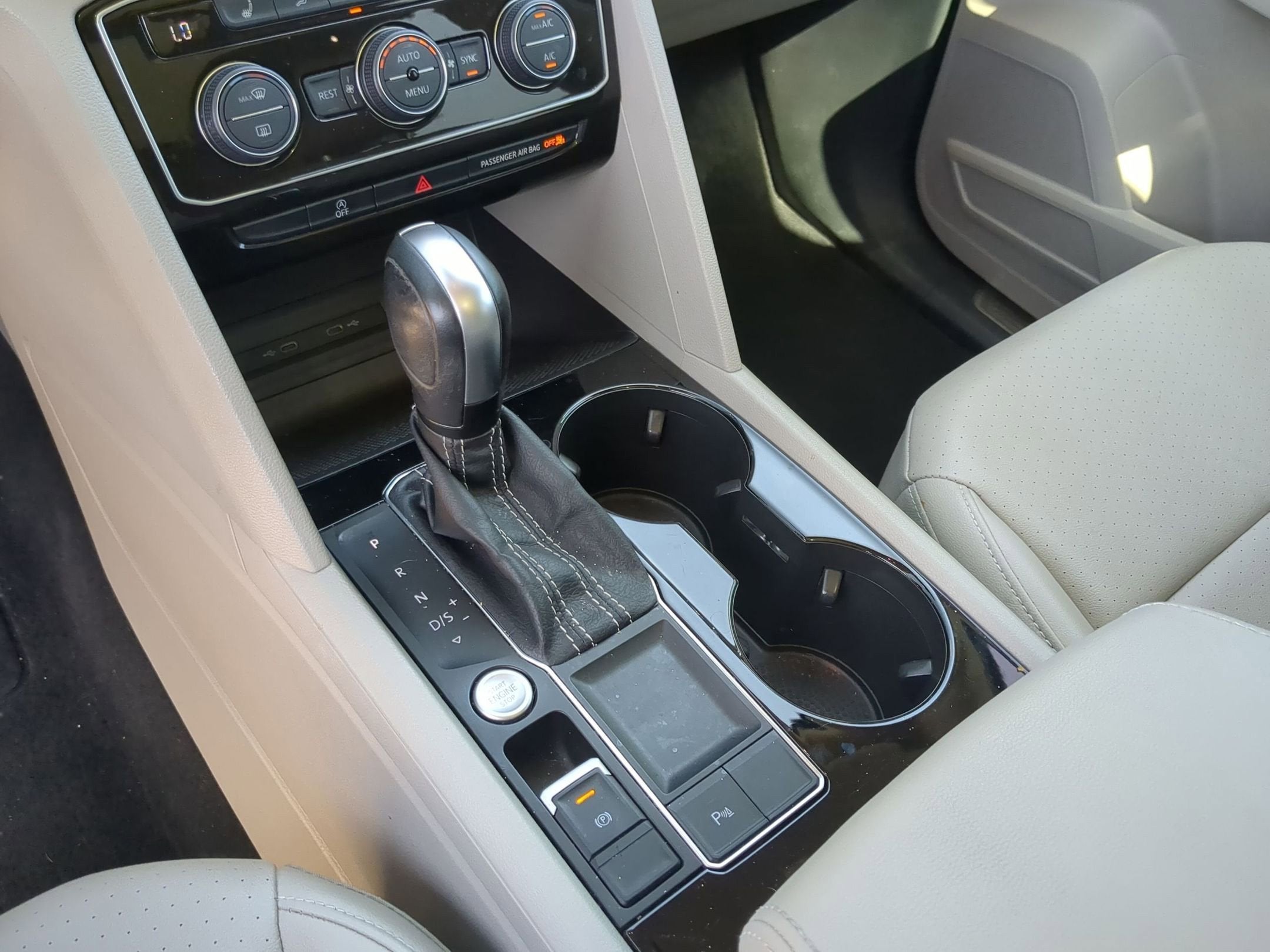 2021 Volkswagen Atlas 3.6L V6 SEL R-Line