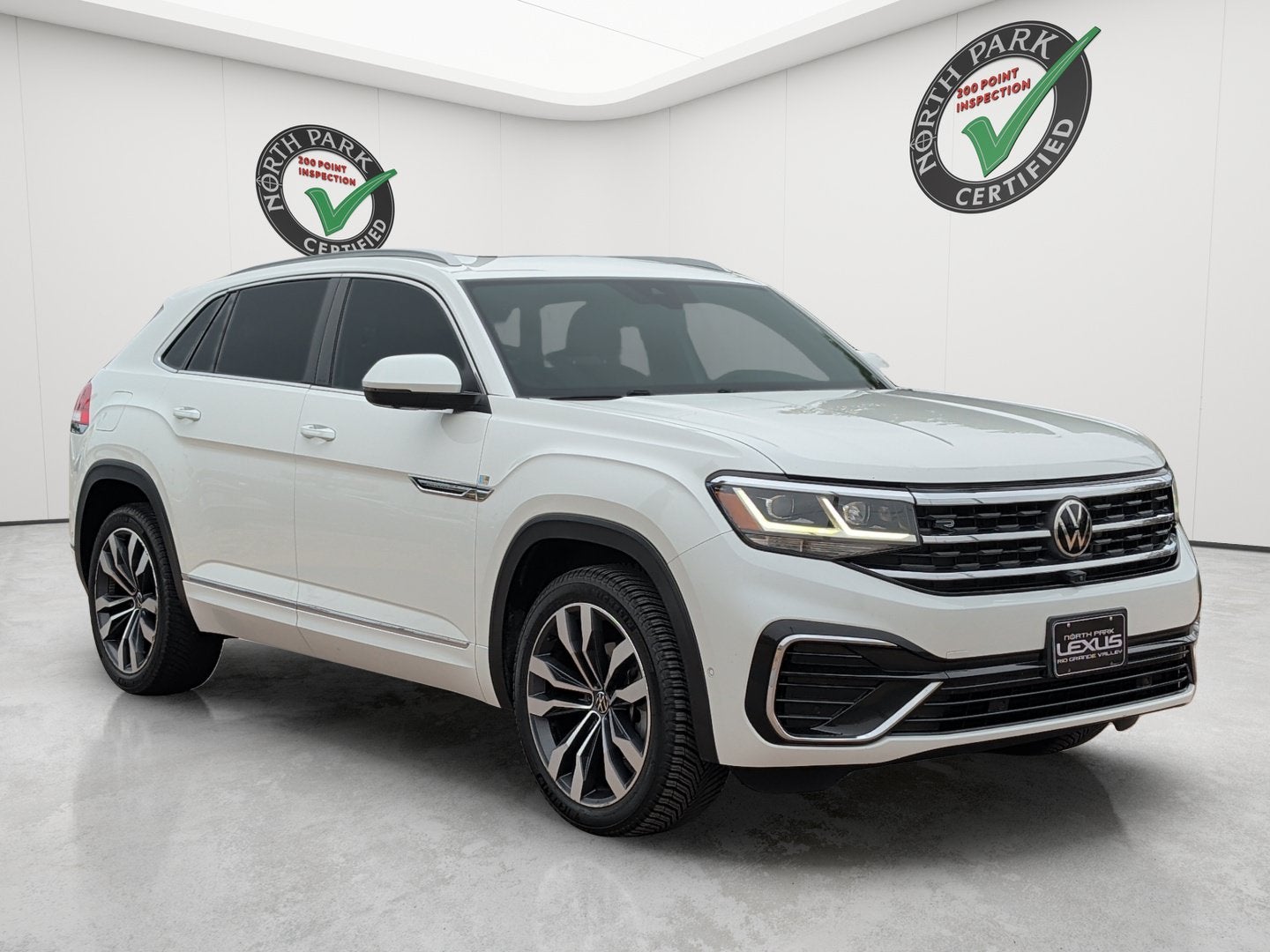 2022 Volkswagen Atlas Cross Sport 3.6L V6 SEL Premium R-Line