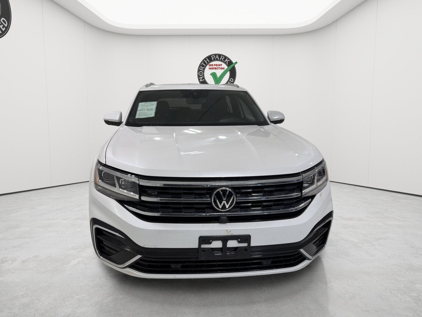 2022 Volkswagen Atlas Cross Sport 3.6L V6 SEL Premium R-Line