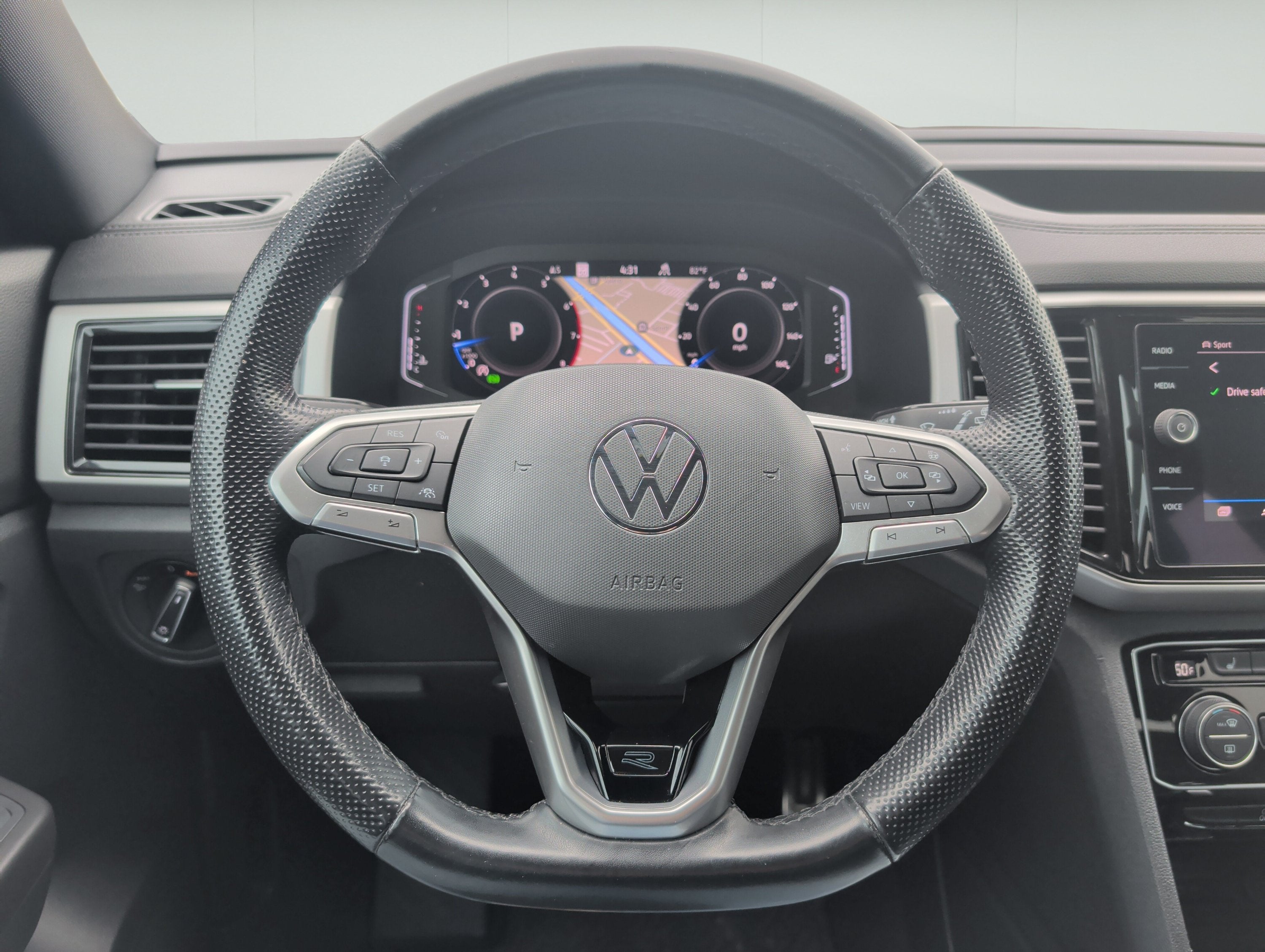 2022 Volkswagen Atlas Cross Sport 3.6L V6 SEL Premium R-Line