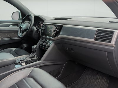 2022 Volkswagen Atlas Cross Sport 3.6L V6 SEL Premium R-Line