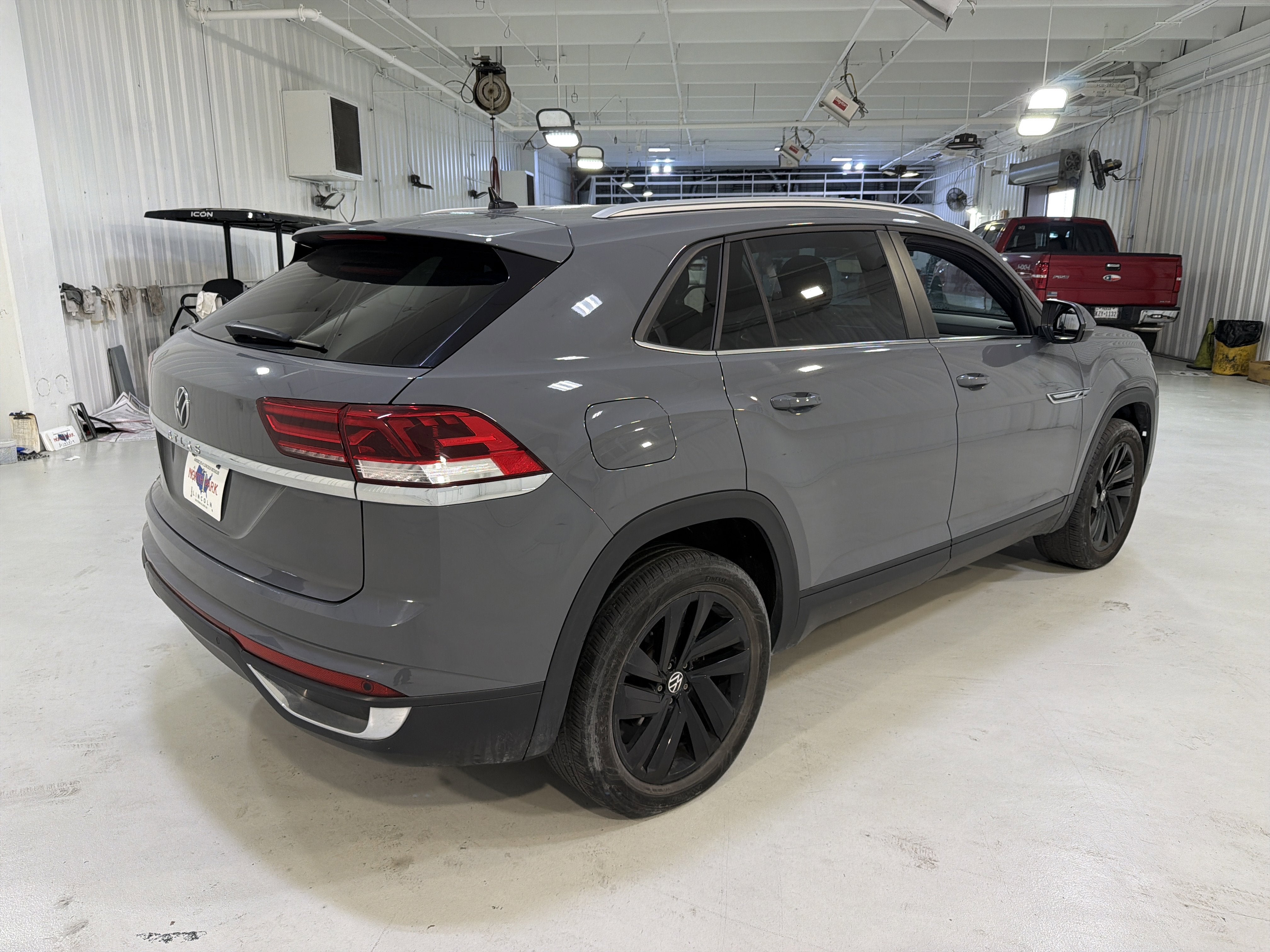 2022 Volkswagen Atlas Cross Sport 3.6L V6 SE w/Technology