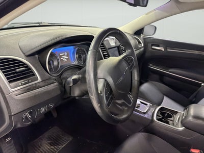 2019 Chrysler 300 Touring