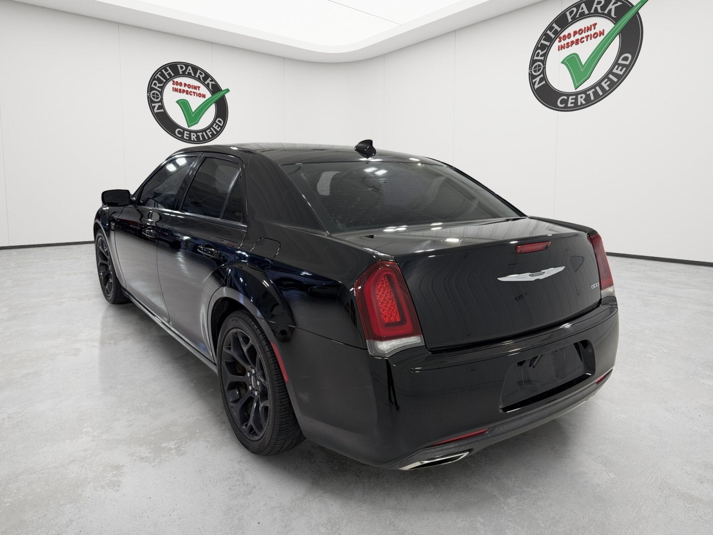 2019 Chrysler 300 Touring