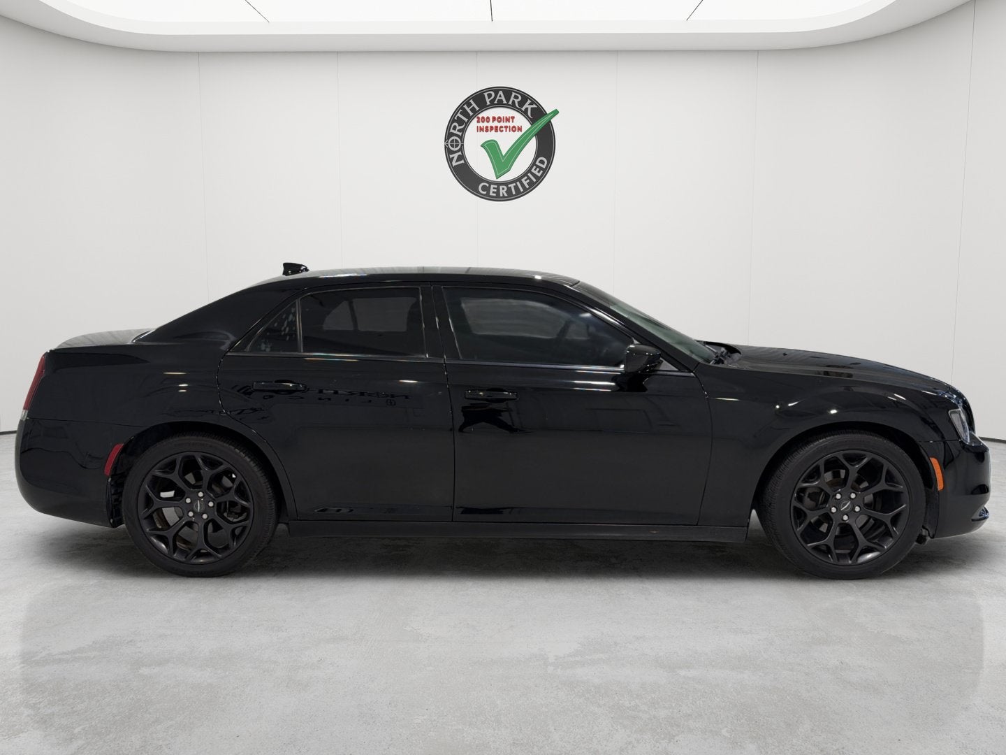 2019 Chrysler 300 Touring