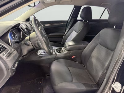 2019 Chrysler 300 Touring