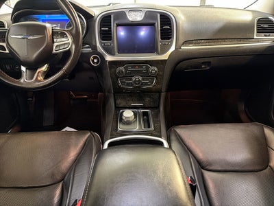 2021 Chrysler 300 Touring L