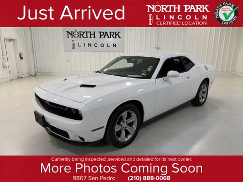2015 Dodge Challenger SXT