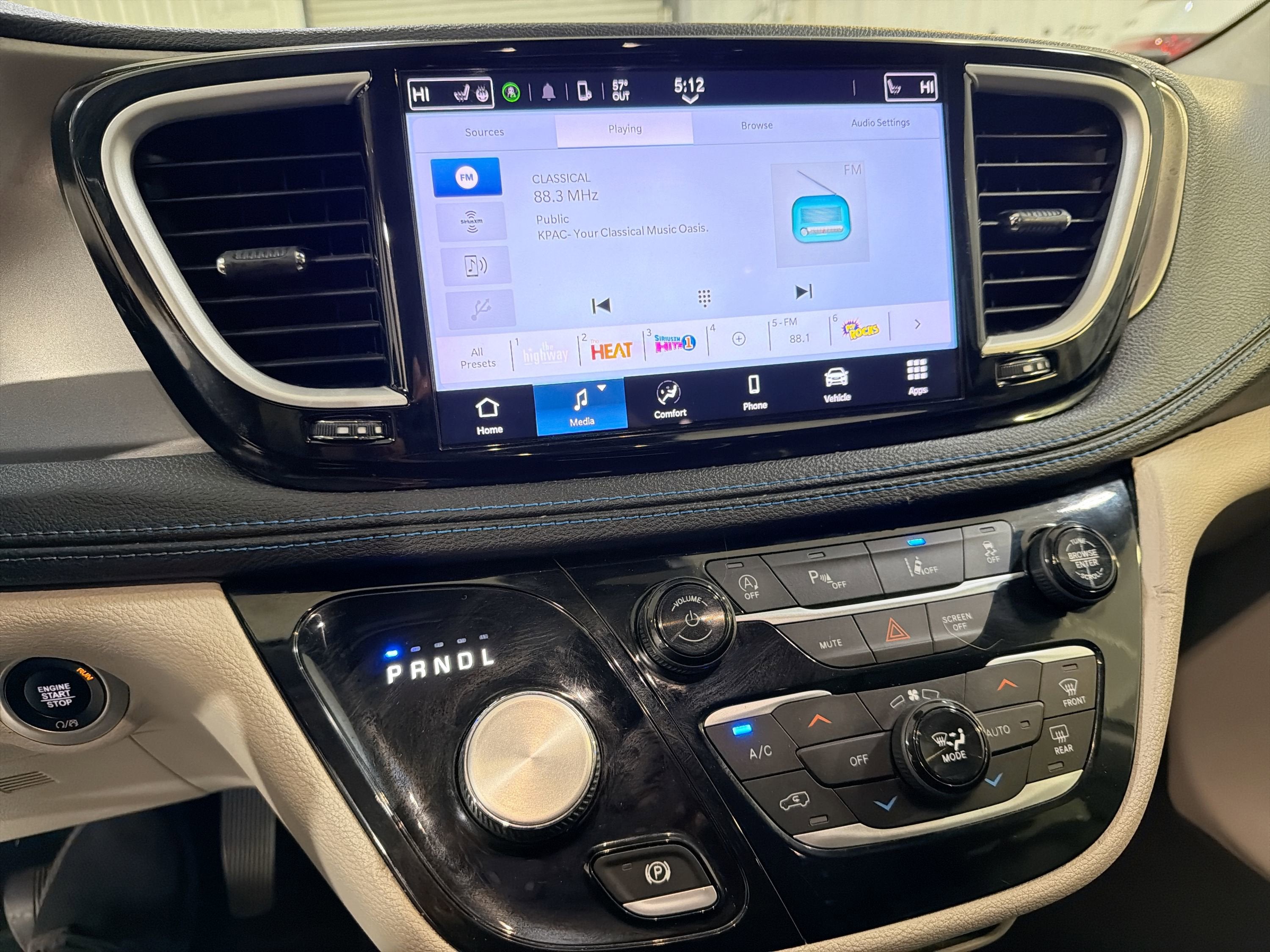 2021 Chrysler Pacifica Touring L