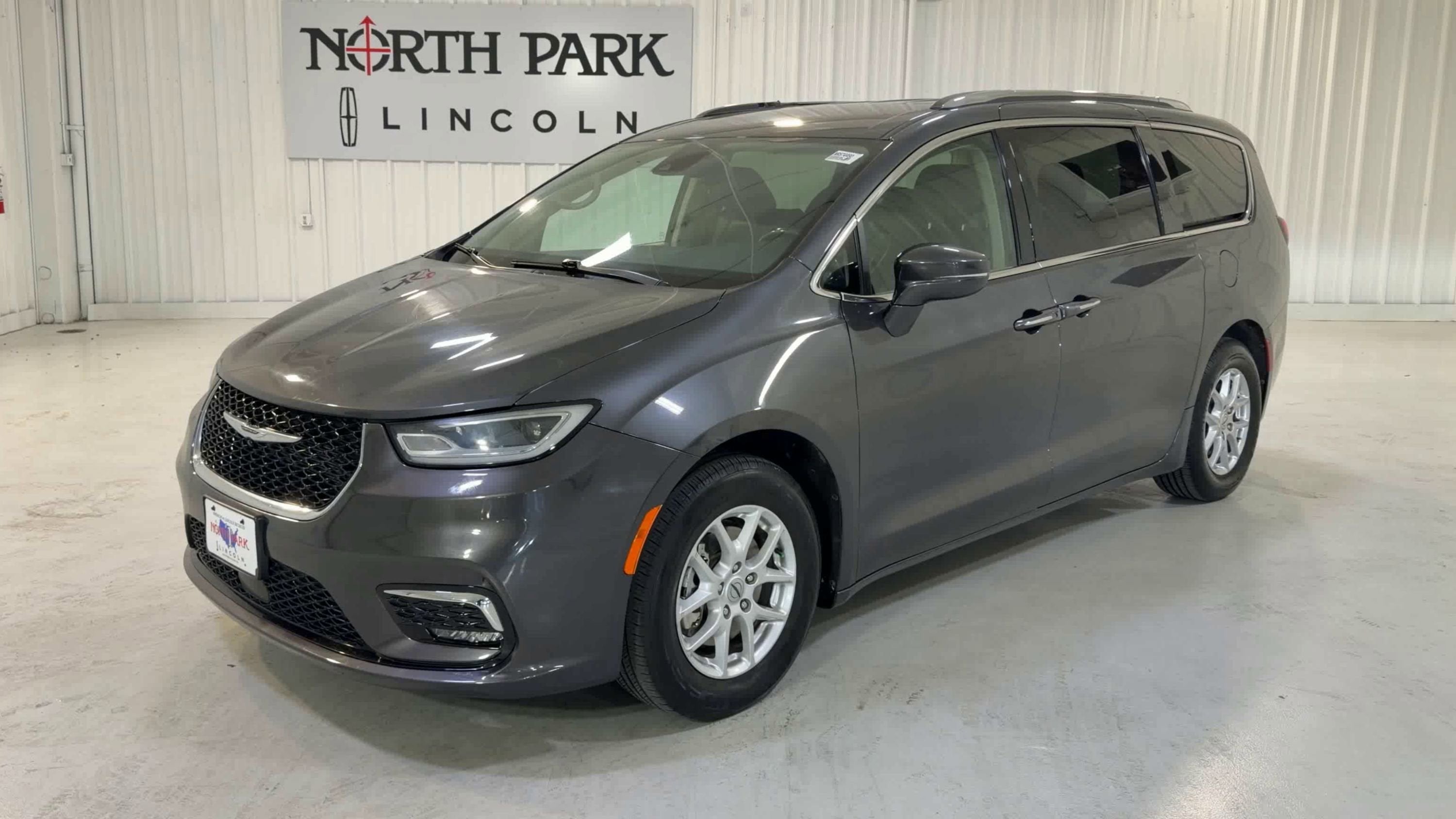 2021 Chrysler Pacifica Touring L