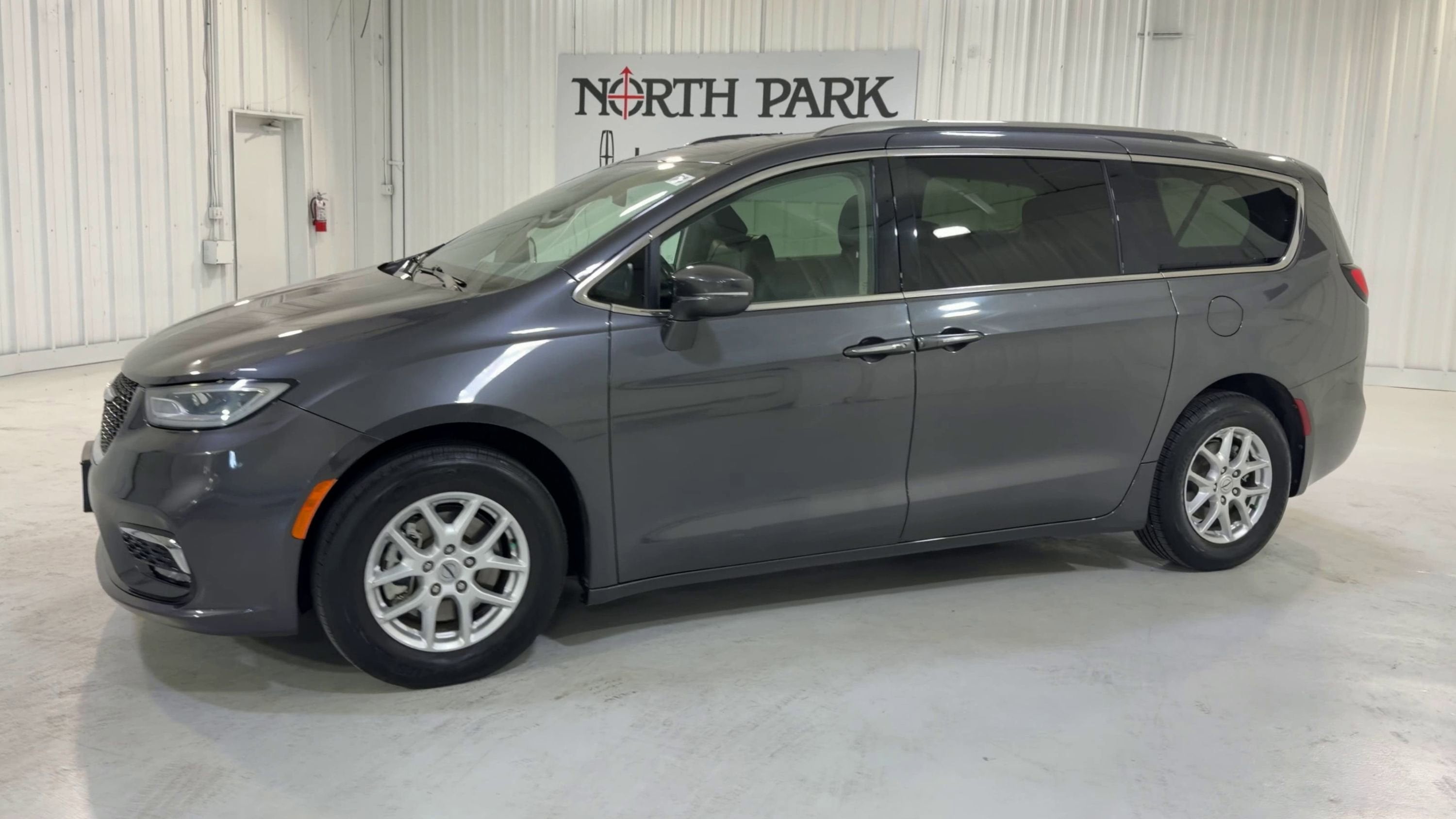 2021 Chrysler Pacifica Touring L