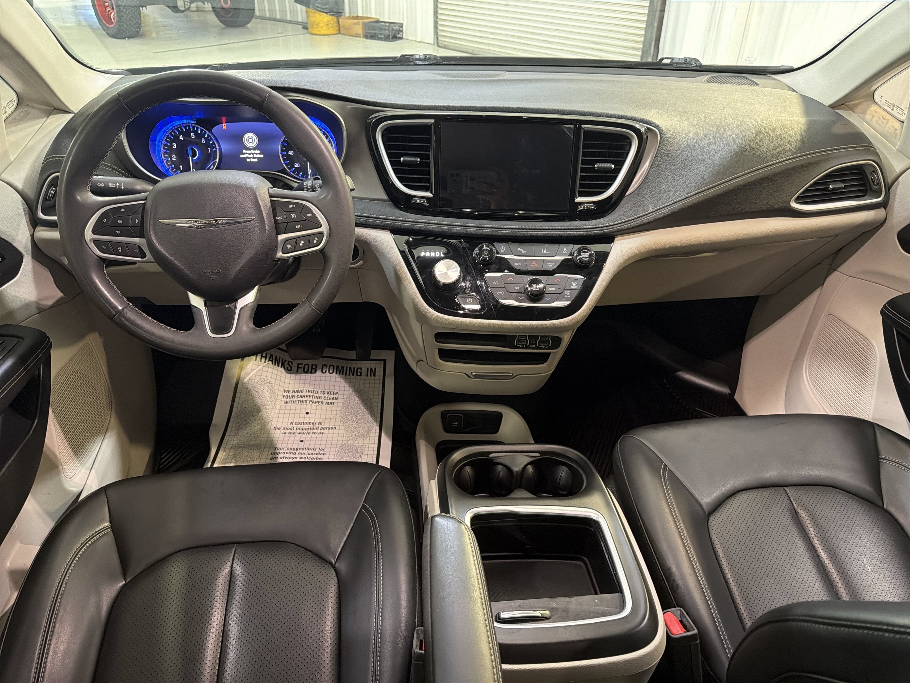2023 Chrysler Pacifica Touring L