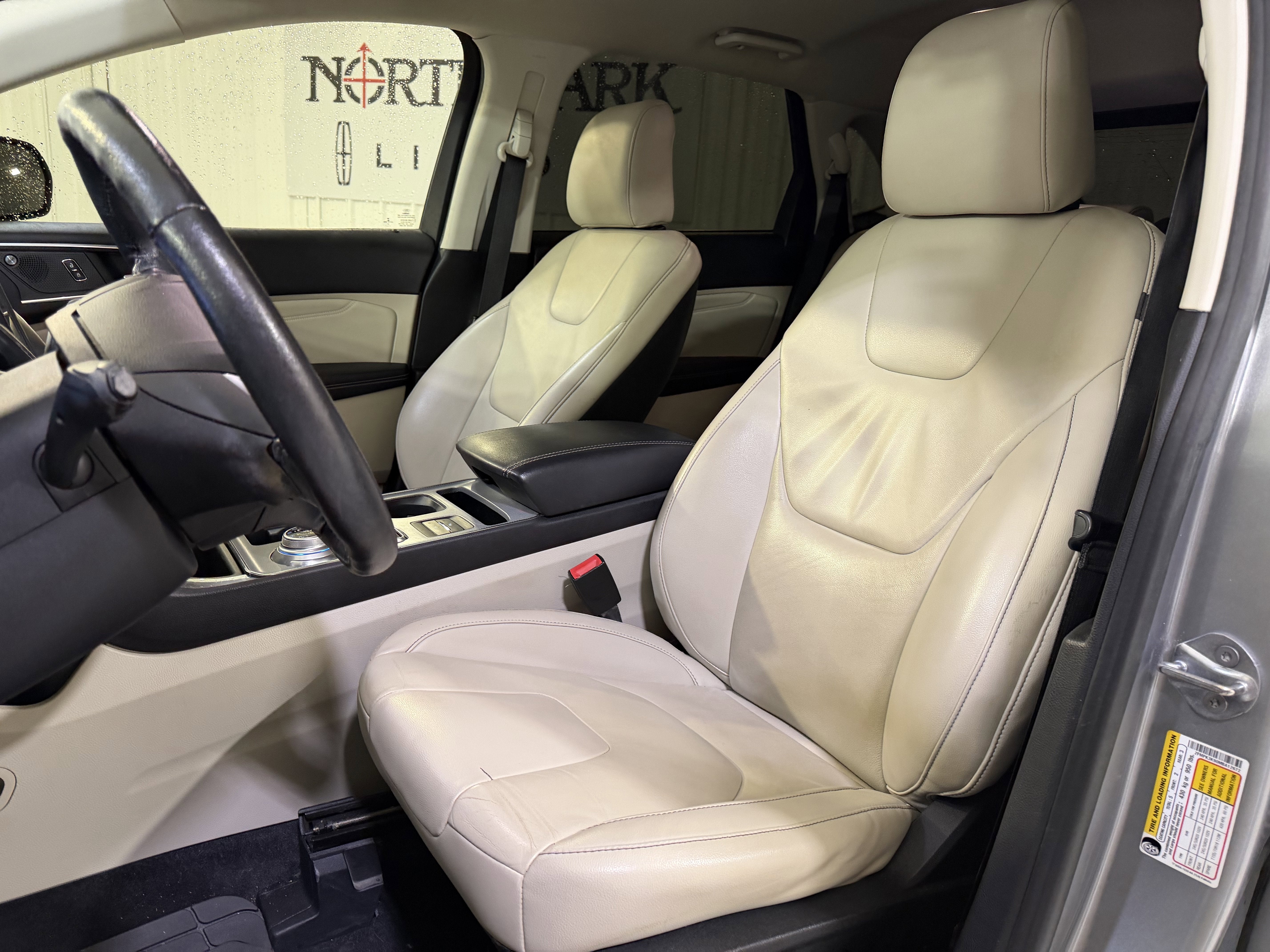 2021 Ford Edge Titanium