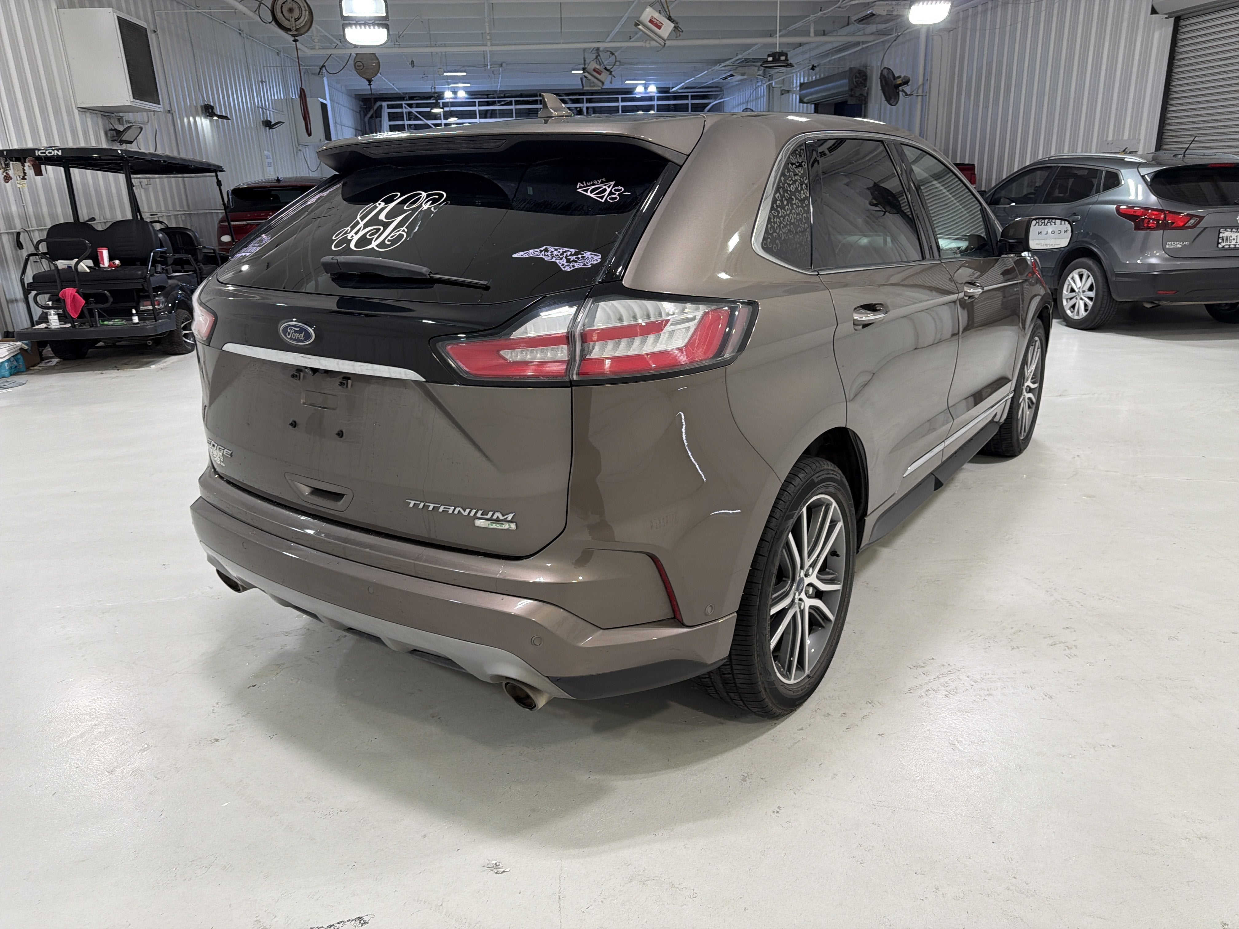 2019 Ford Edge Titanium