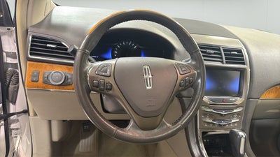 2013 Lincoln MKX Base