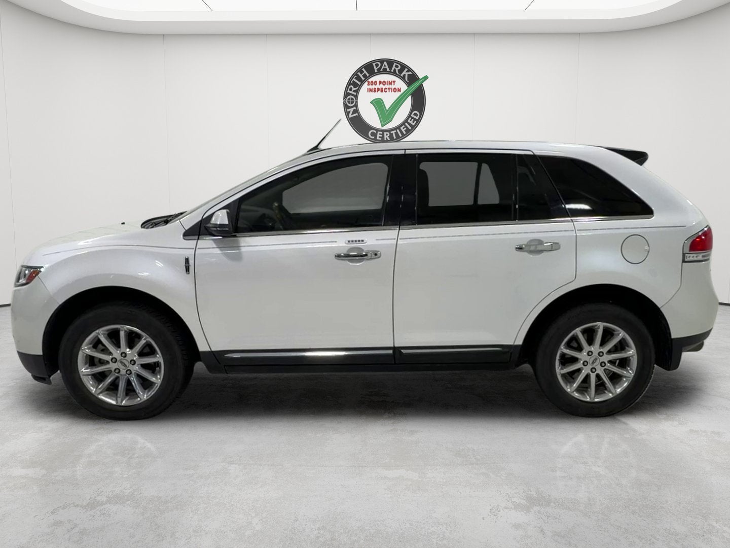 2013 Lincoln MKX Base