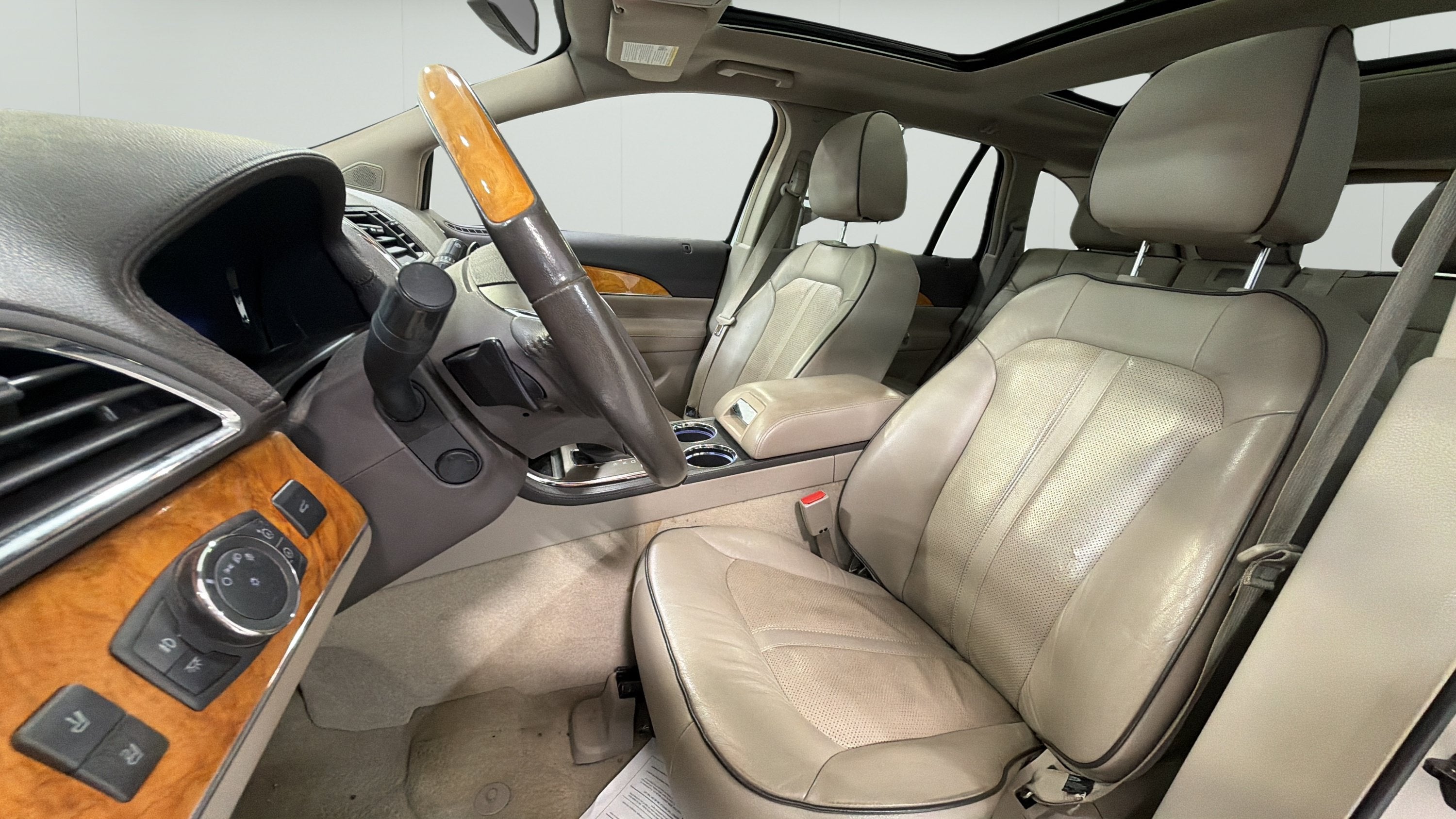 2013 Lincoln MKX Base