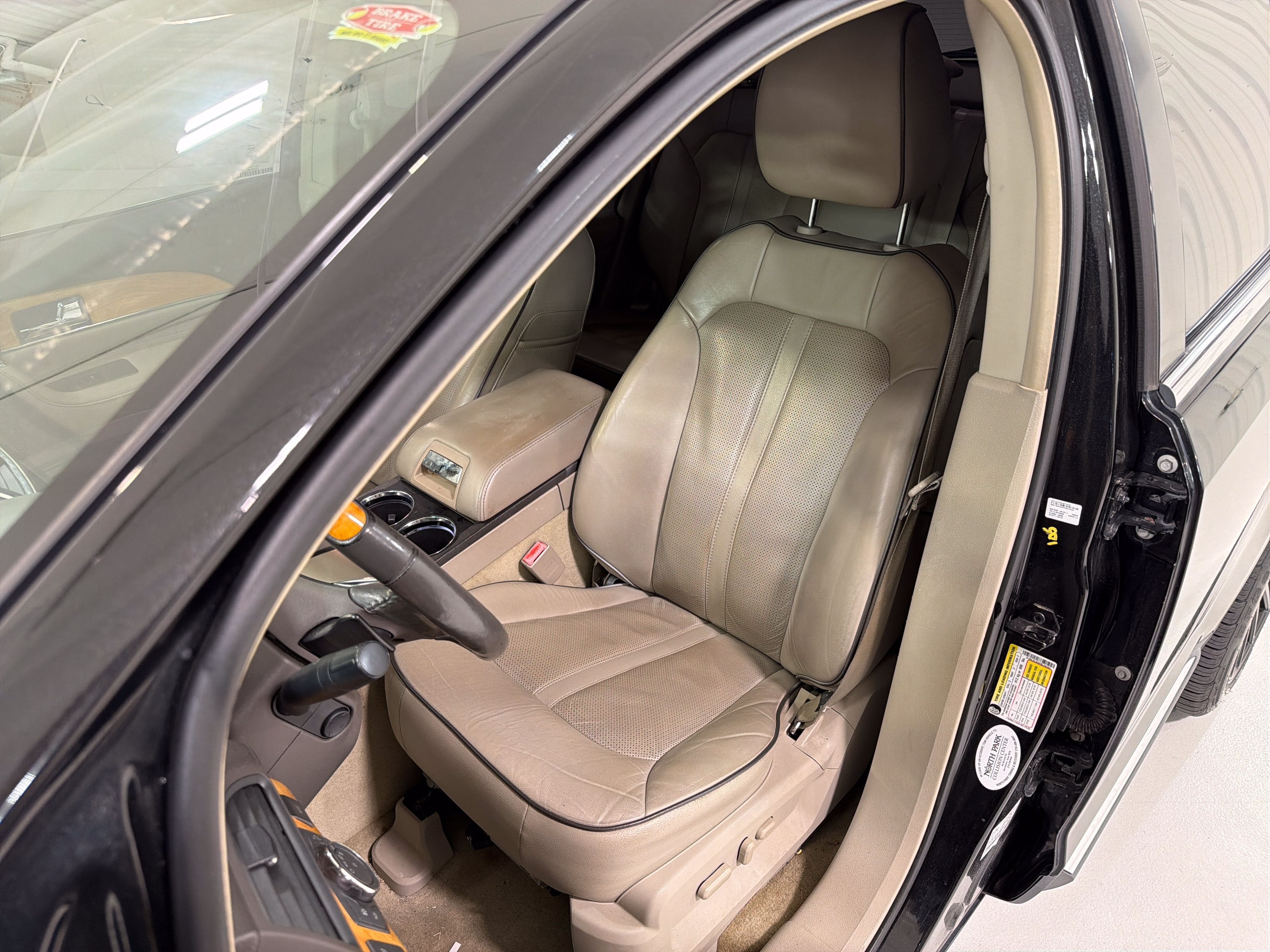 2015 Lincoln MKX Base