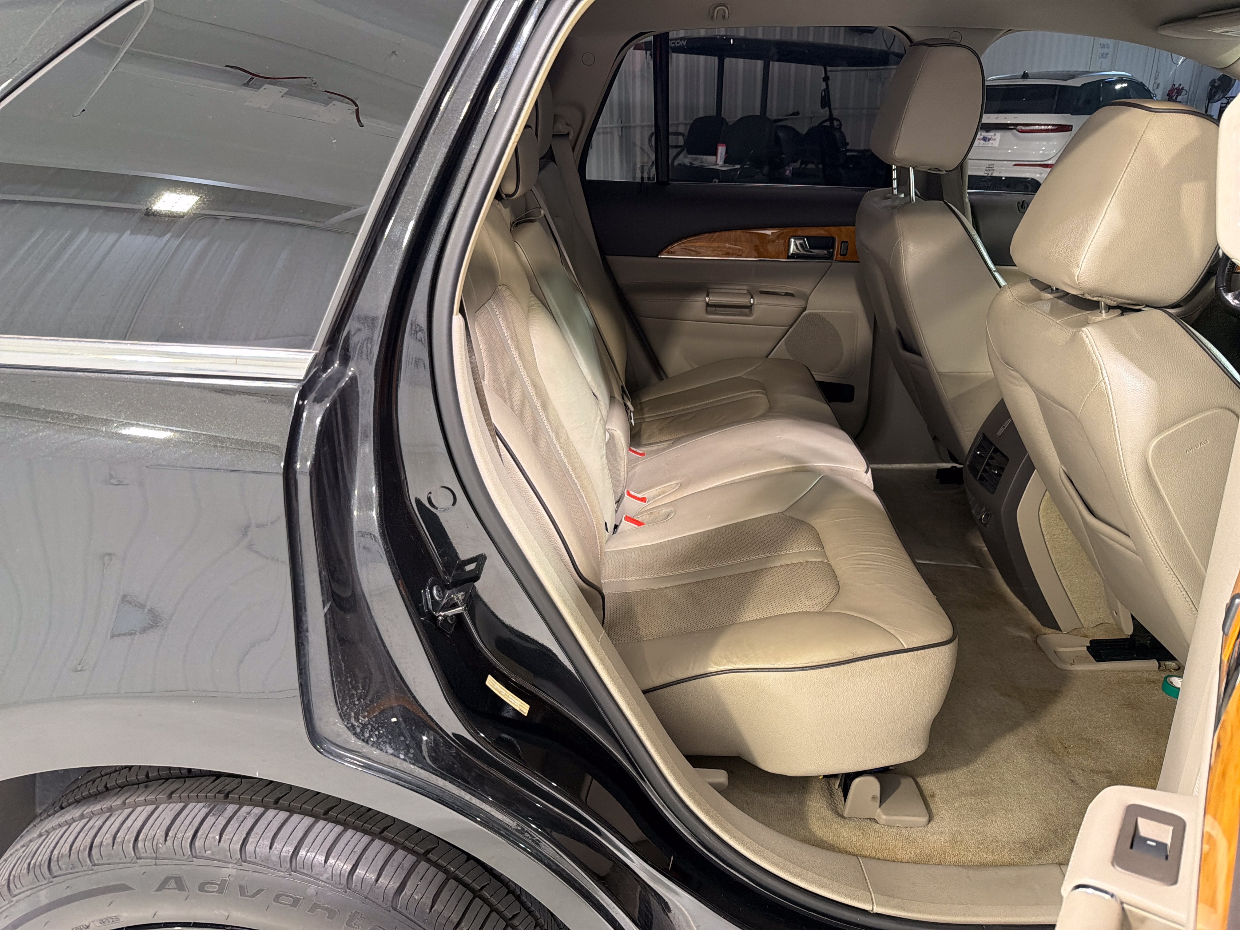 2015 Lincoln MKX Base