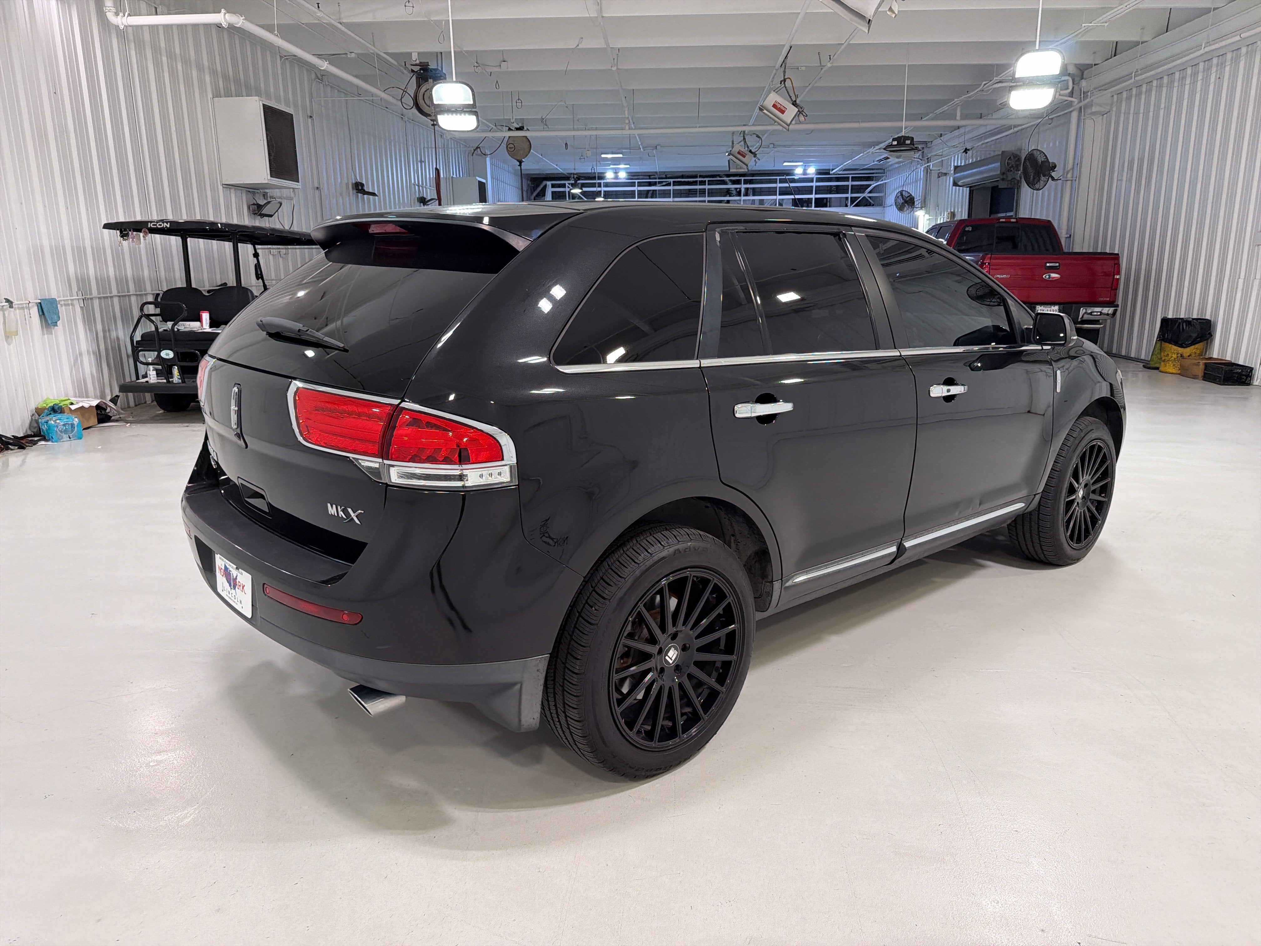 2015 Lincoln MKX Base