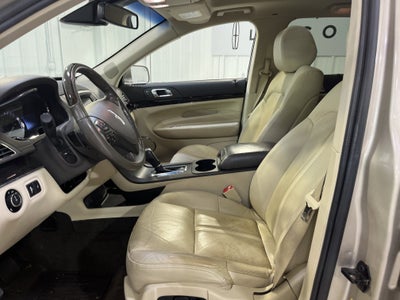 2017 Lincoln MKT Elite