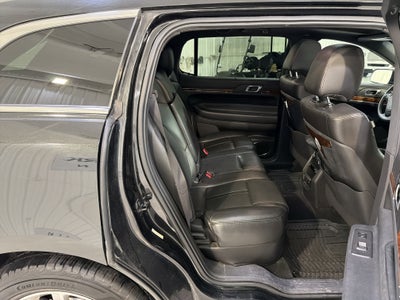 2013 Lincoln MKT Livery