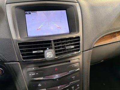 2013 Lincoln MKT Livery