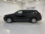 2013 Lincoln MKT Livery