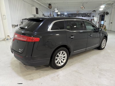 2013 Lincoln MKT Livery