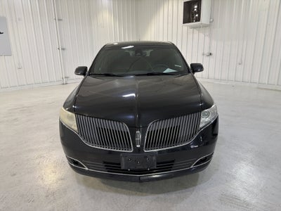 2013 Lincoln MKT Livery