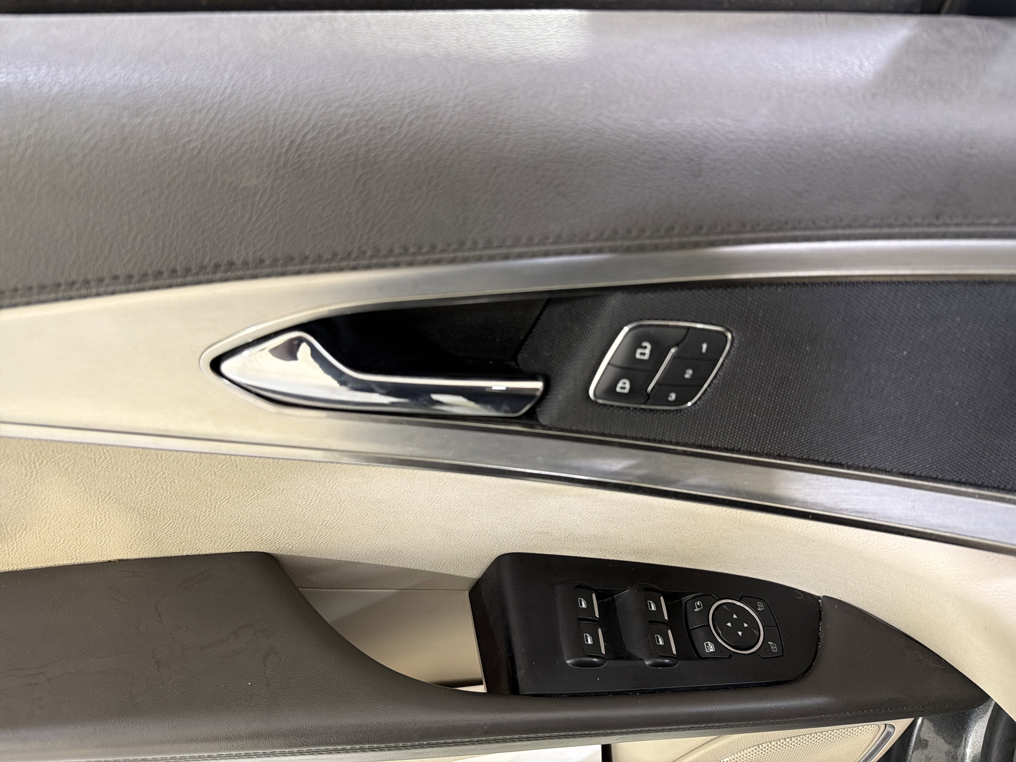 2020 Lincoln Nautilus Standard