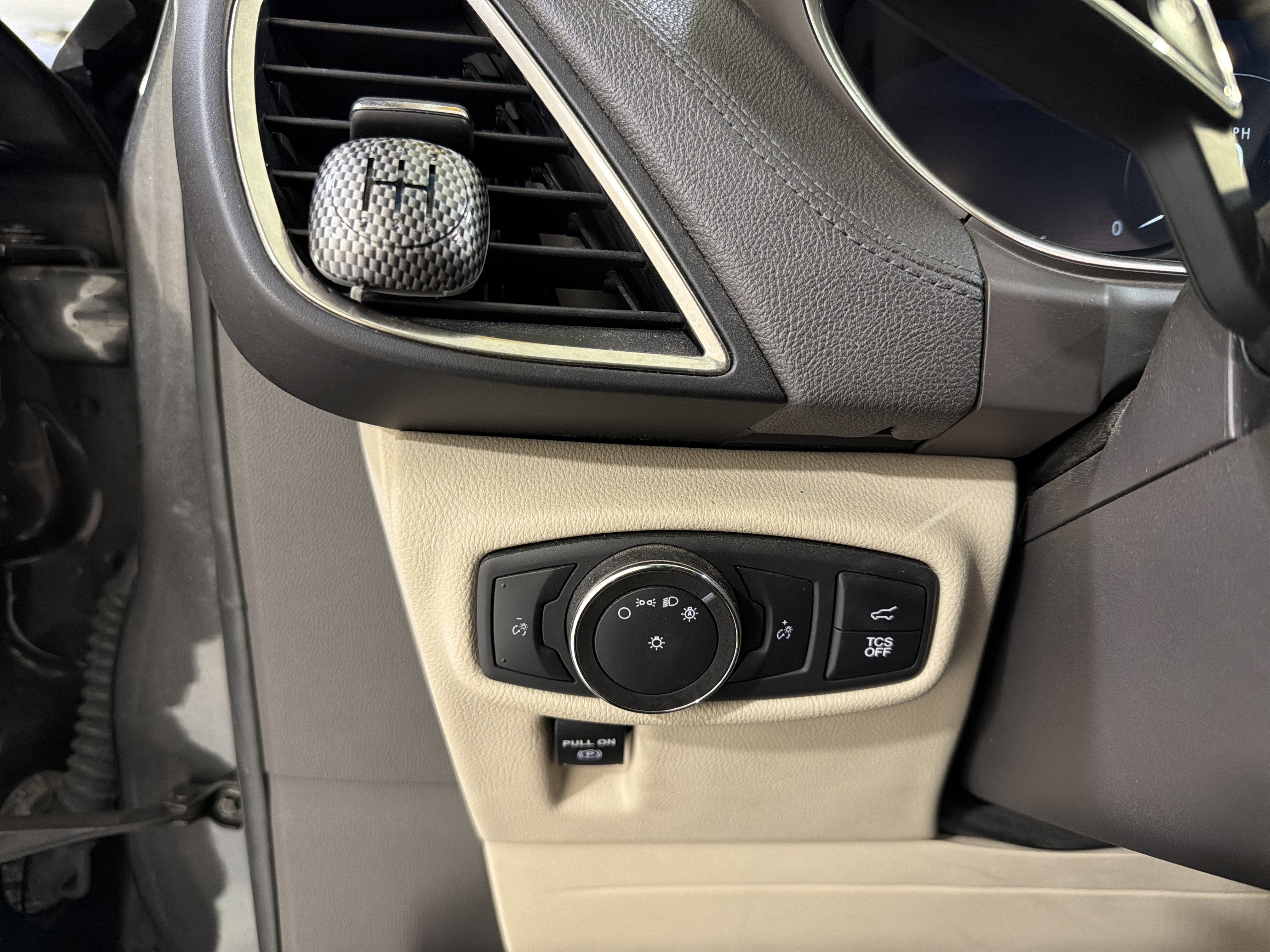 2020 Lincoln Nautilus Standard