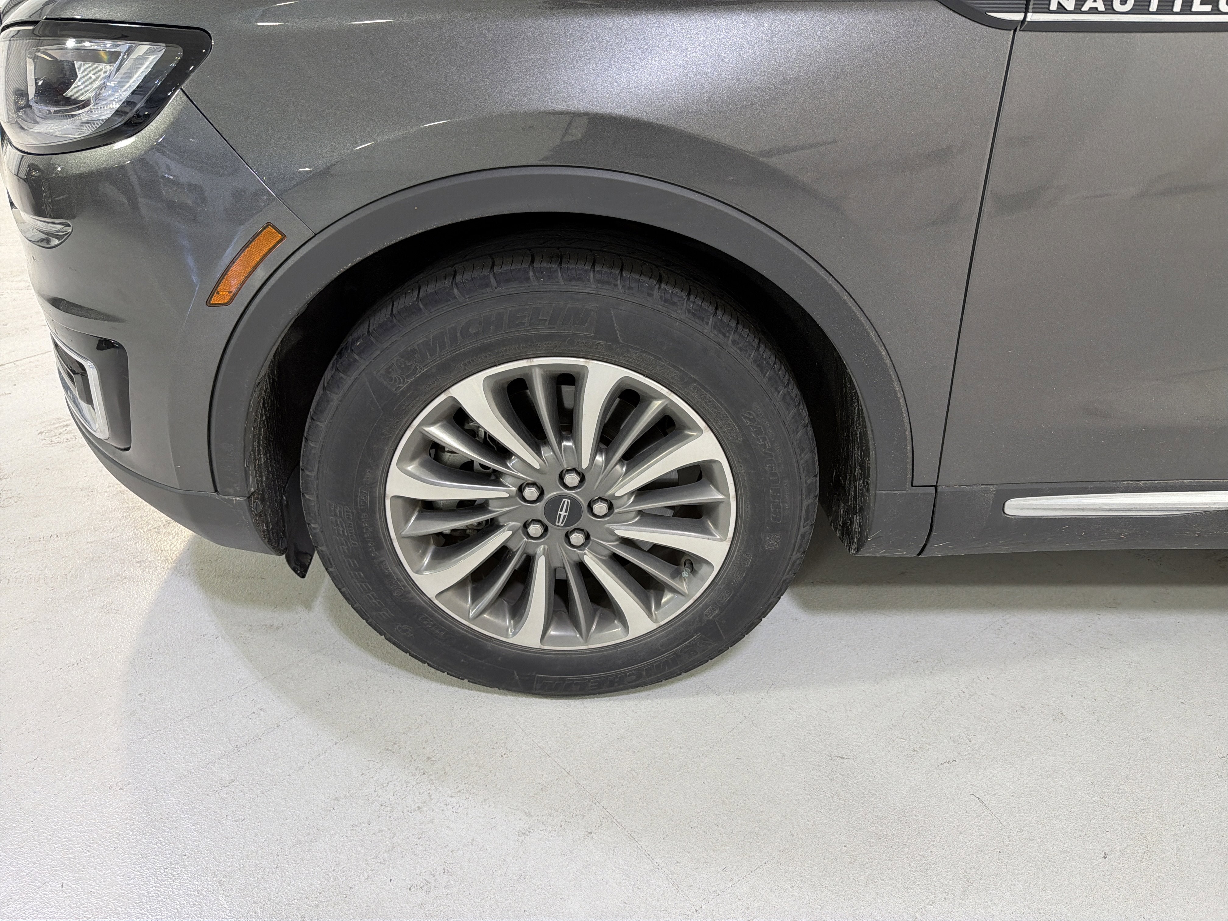 2020 Lincoln Nautilus Standard