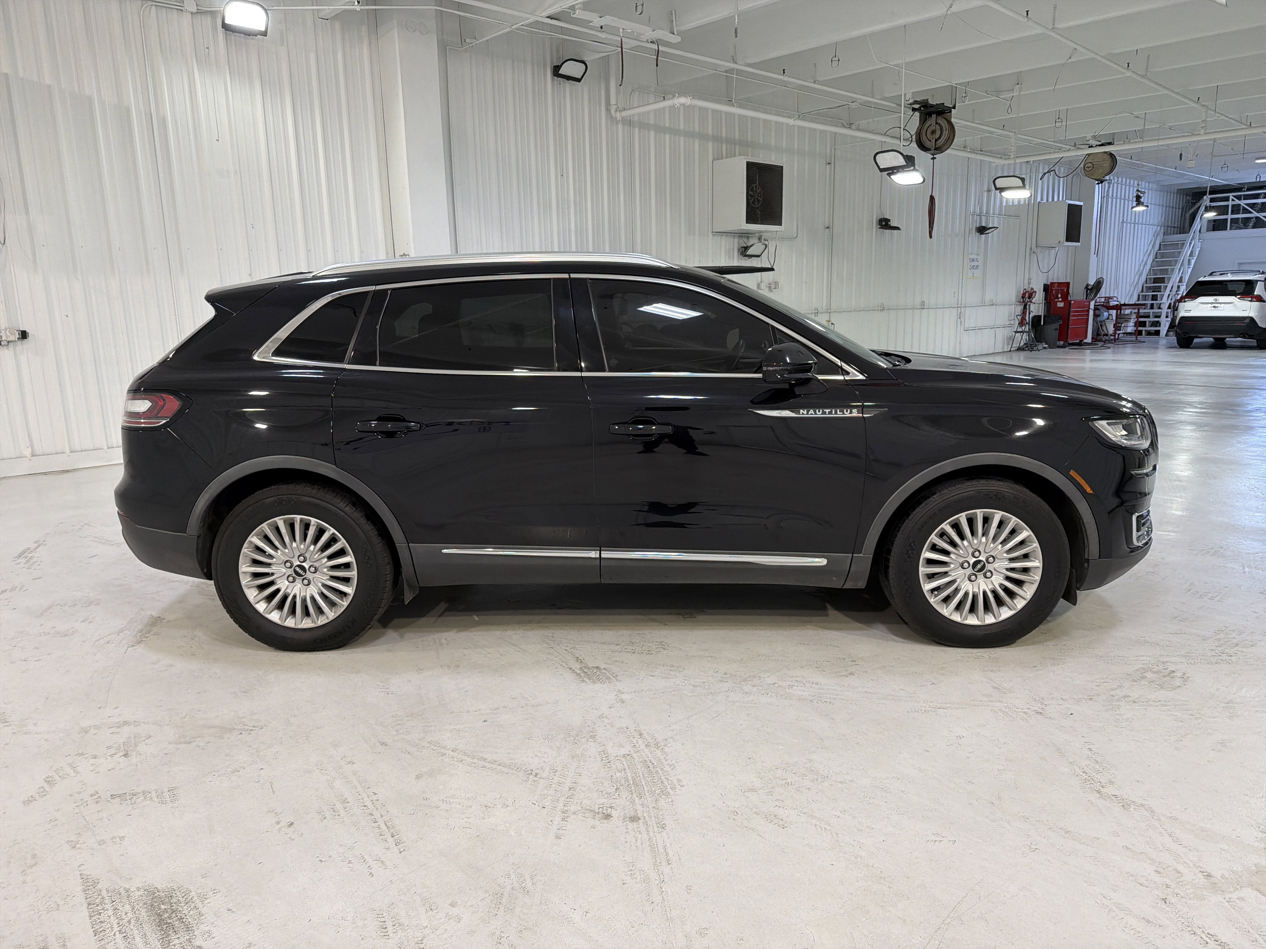 2019 Lincoln Nautilus Standard