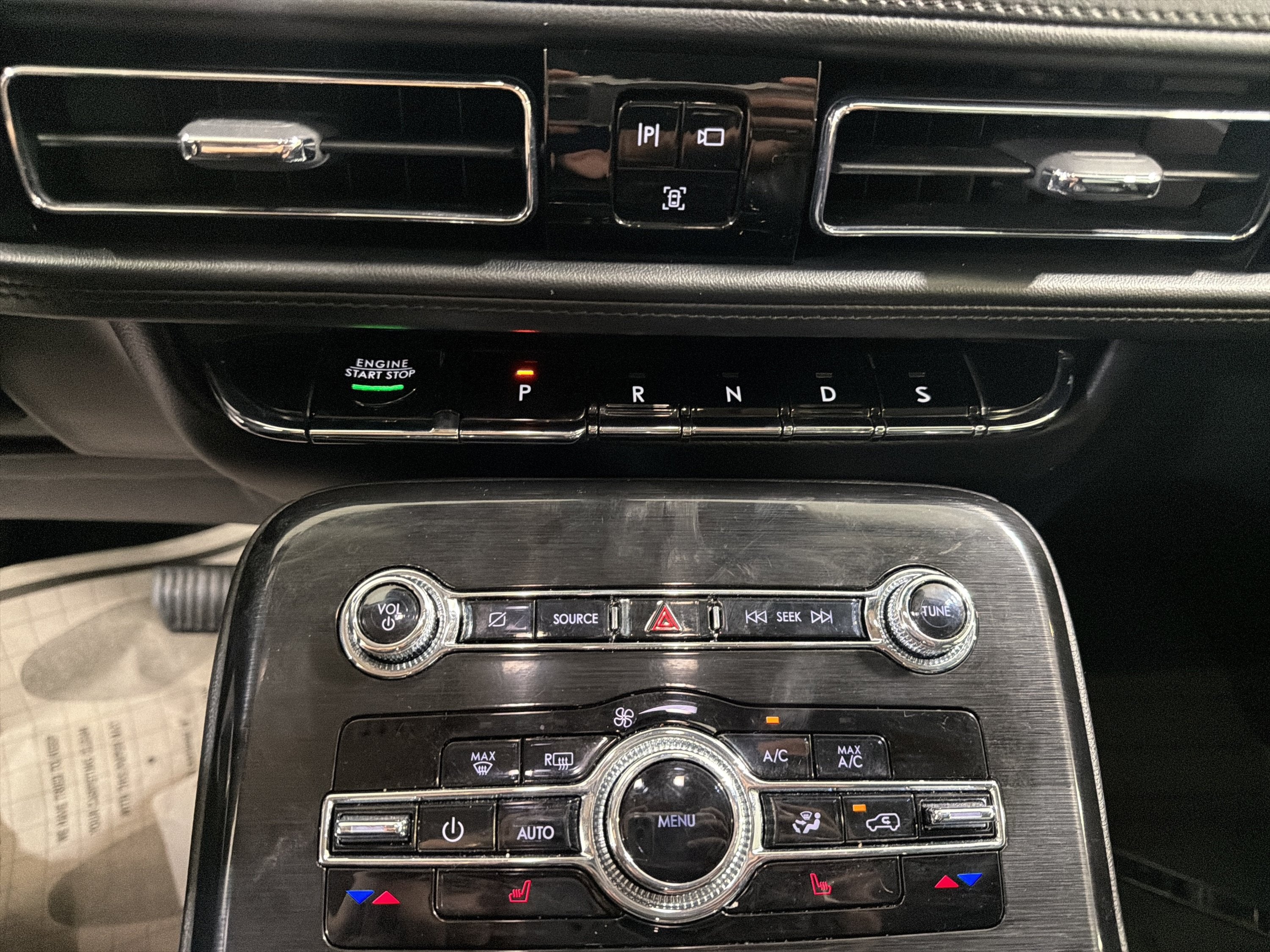 2023 Lincoln Nautilus Standard
