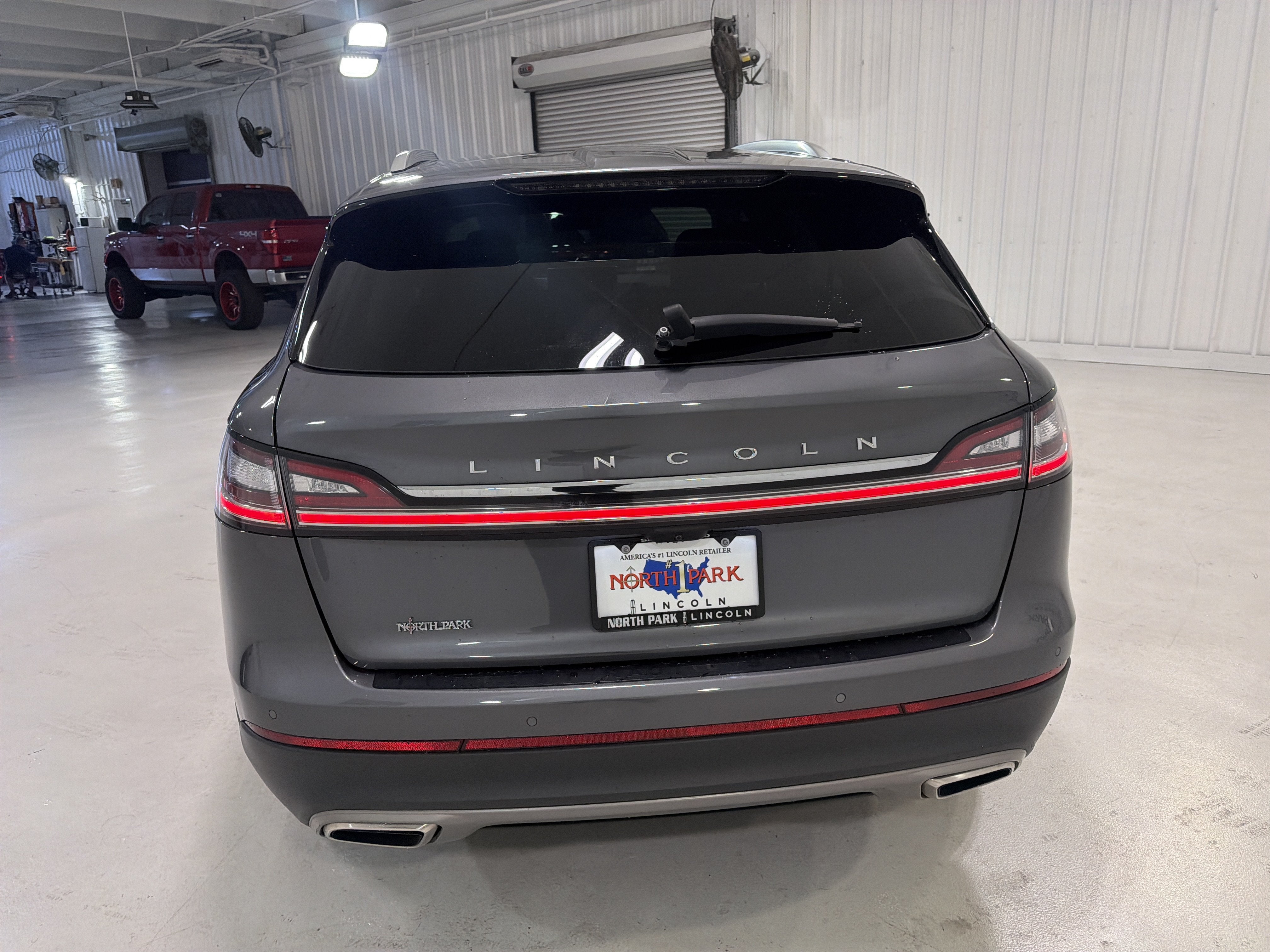 2023 Lincoln Nautilus Standard