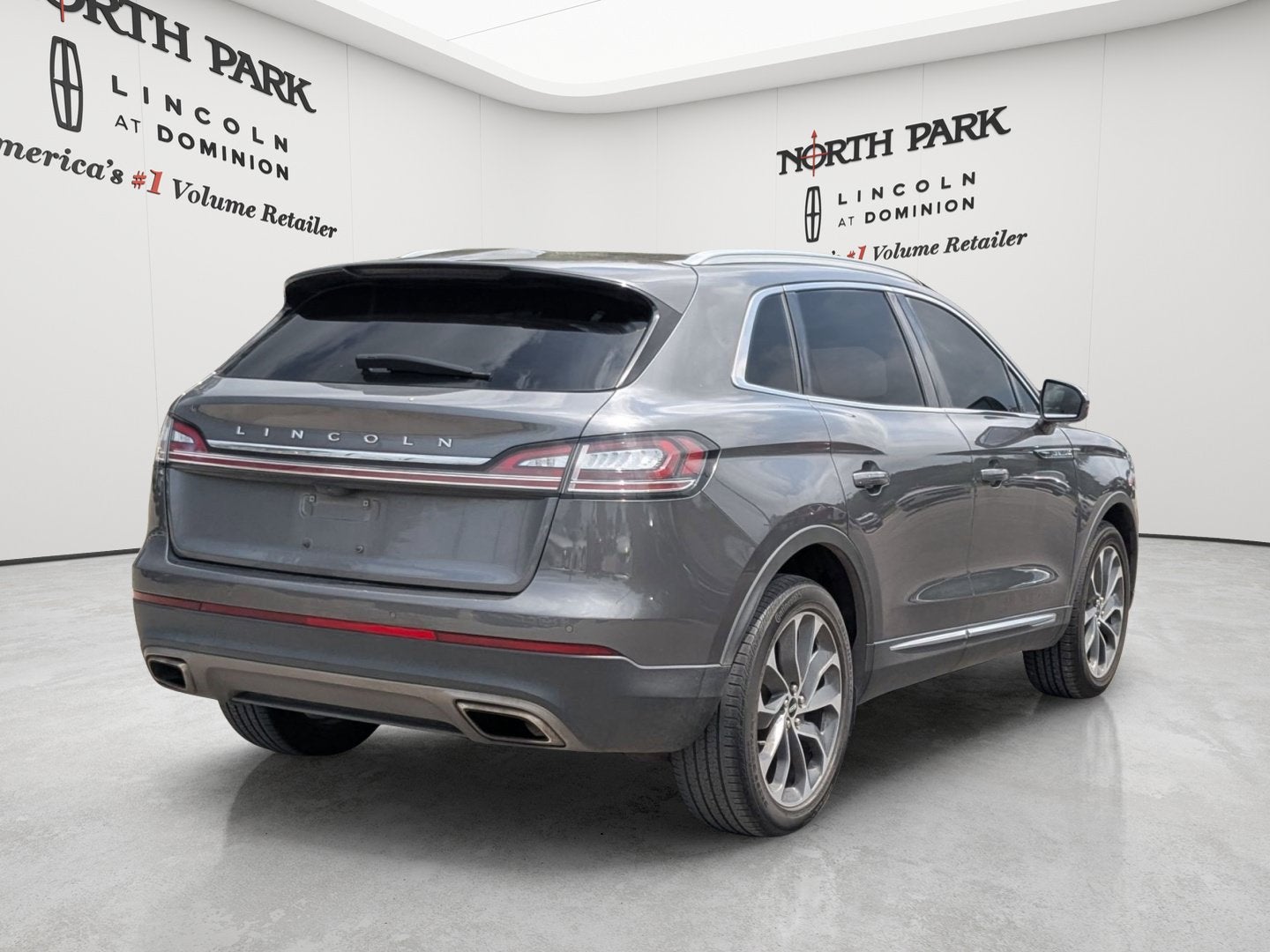 2022 Lincoln Nautilus Reserve