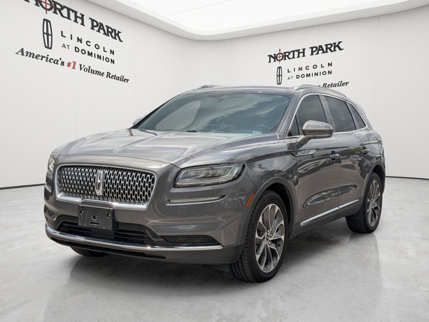 2022 Lincoln Nautilus Reserve
