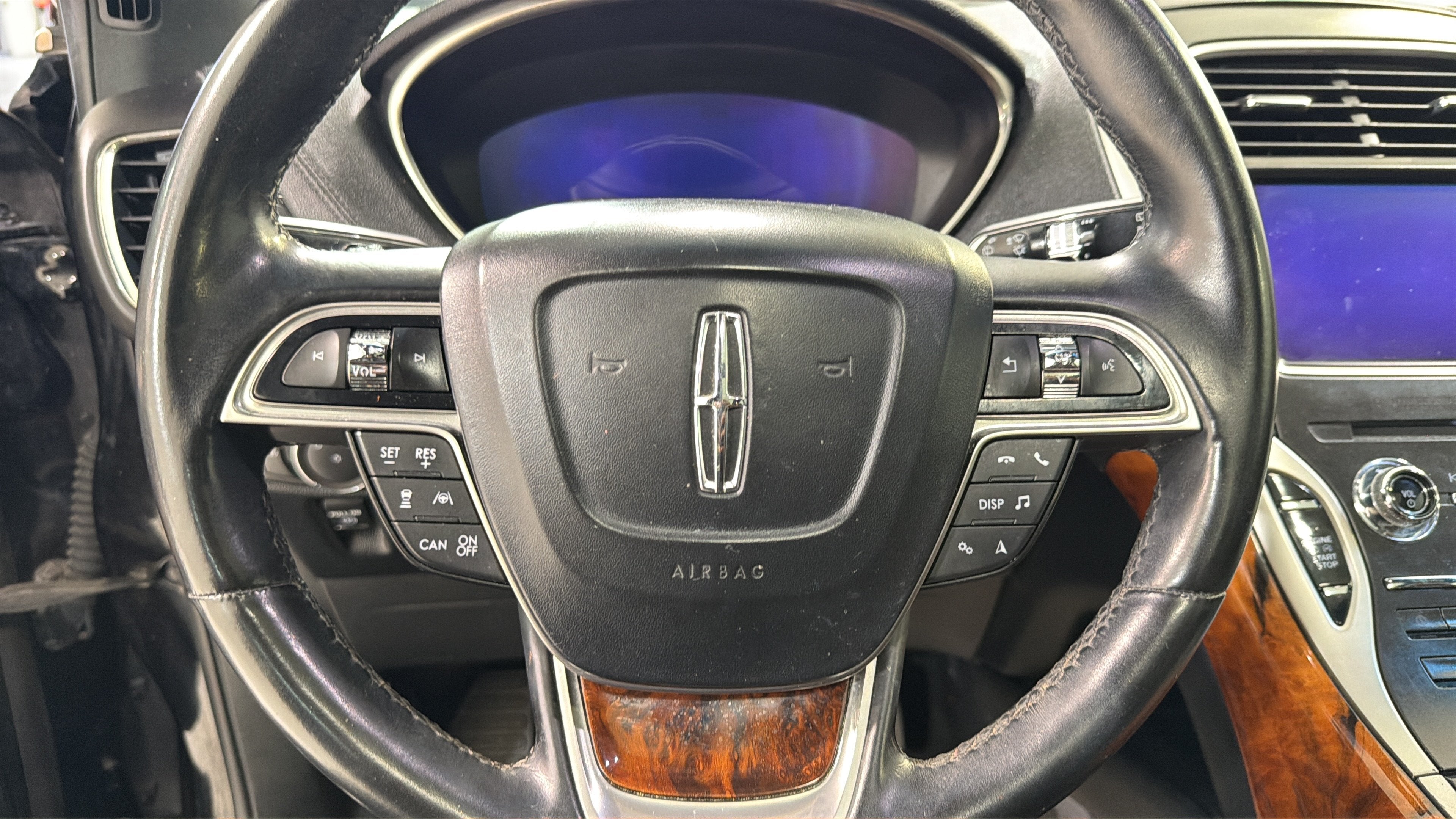2020 Lincoln Nautilus Reserve